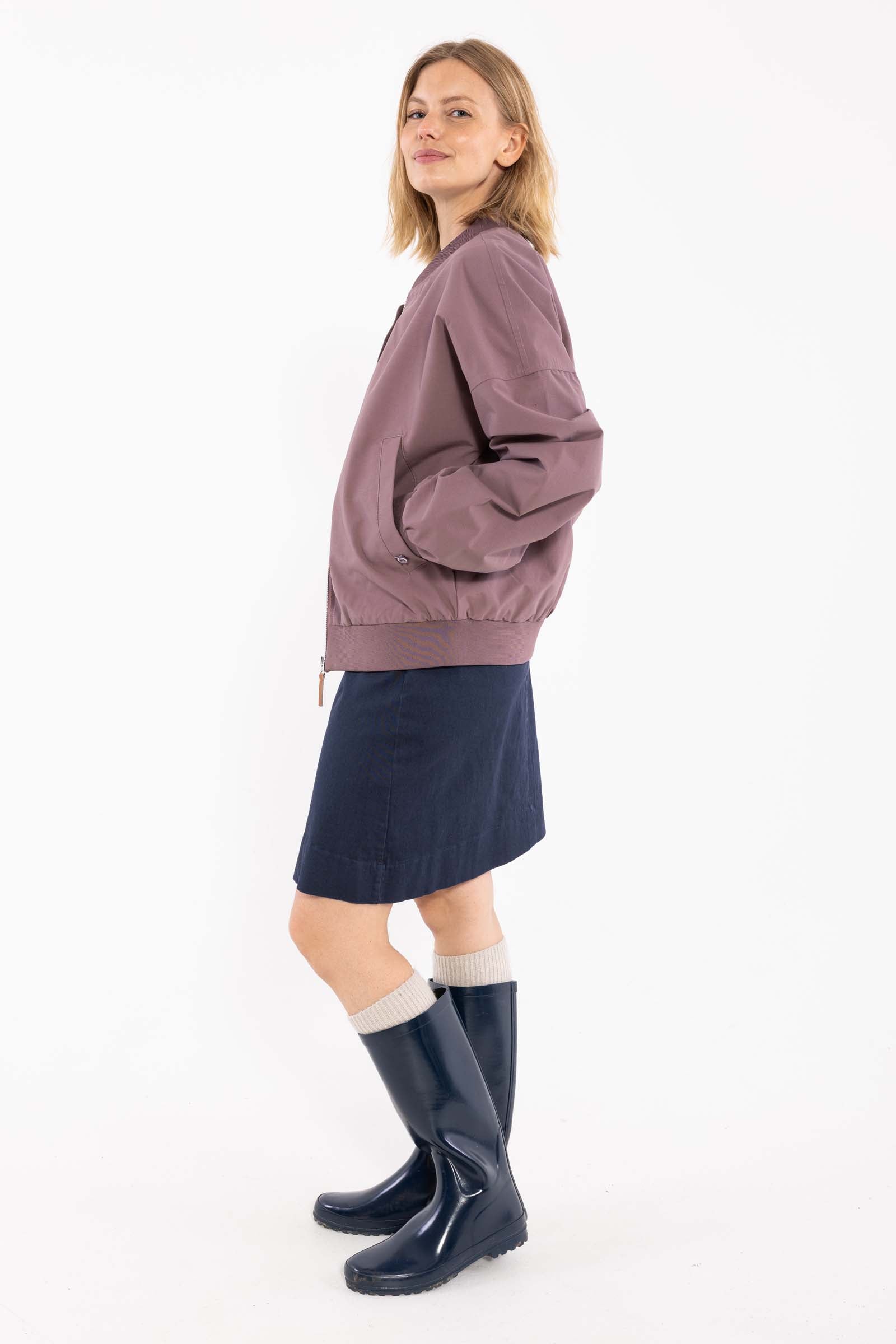 Fin kort overgangsjakke i mauve til kvinder