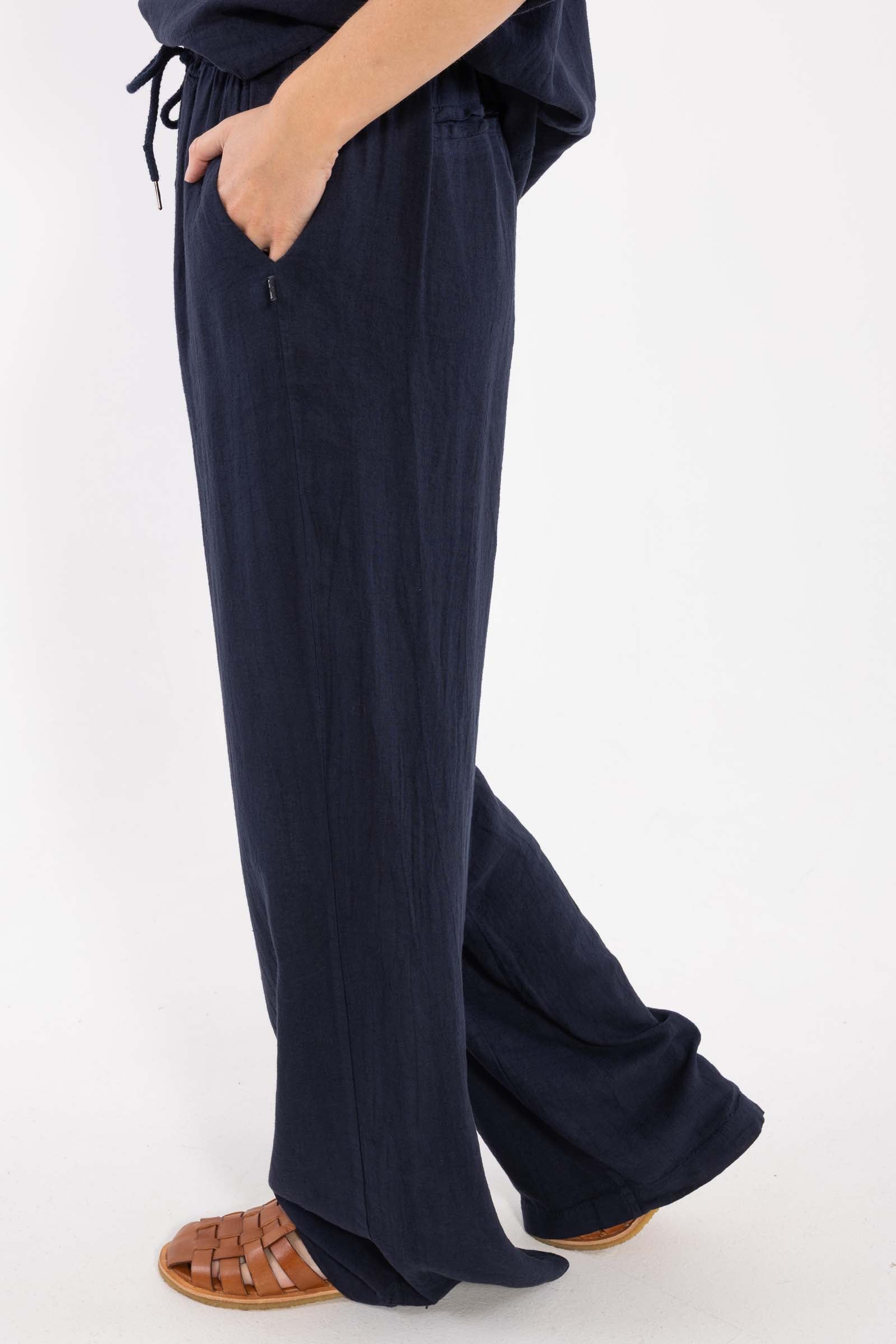 Smarte navyblå bukser i lækker hørblanding til kvinder