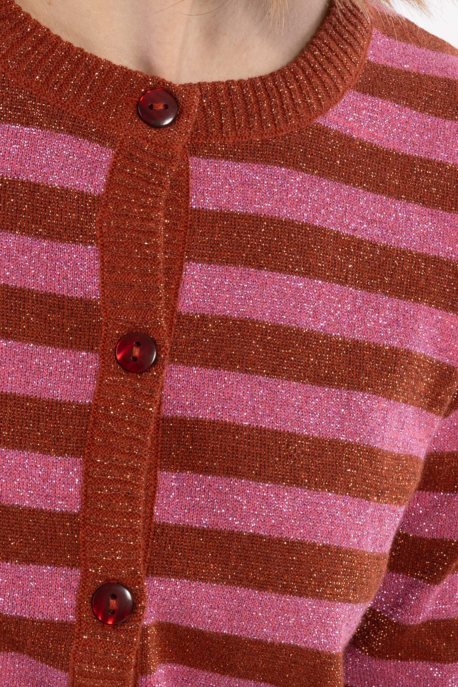 Sød cardigan med glitter og røde og lyserøde striber til kvinder