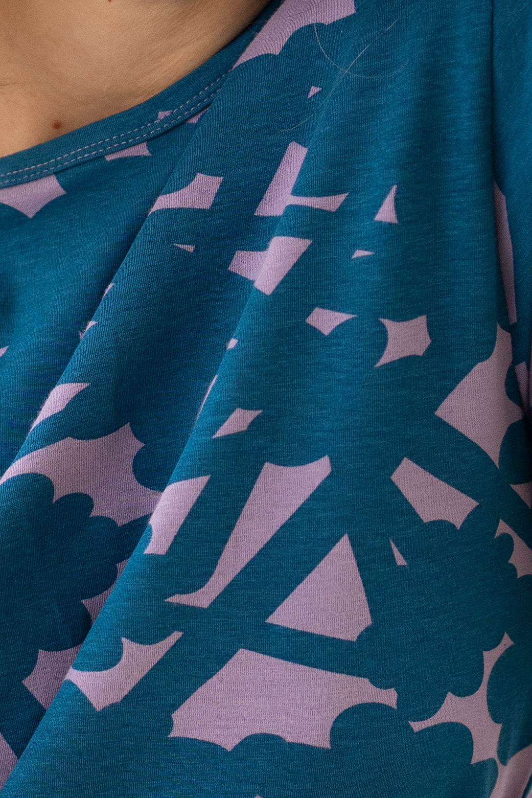 Danepixi Modal Tee Warm Blue/Light Lilac BRAMBLE