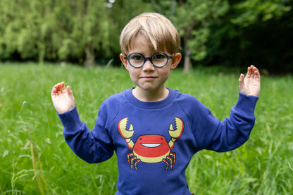 Skøn mørkeblå sweatshirt til børn med print af krabbe