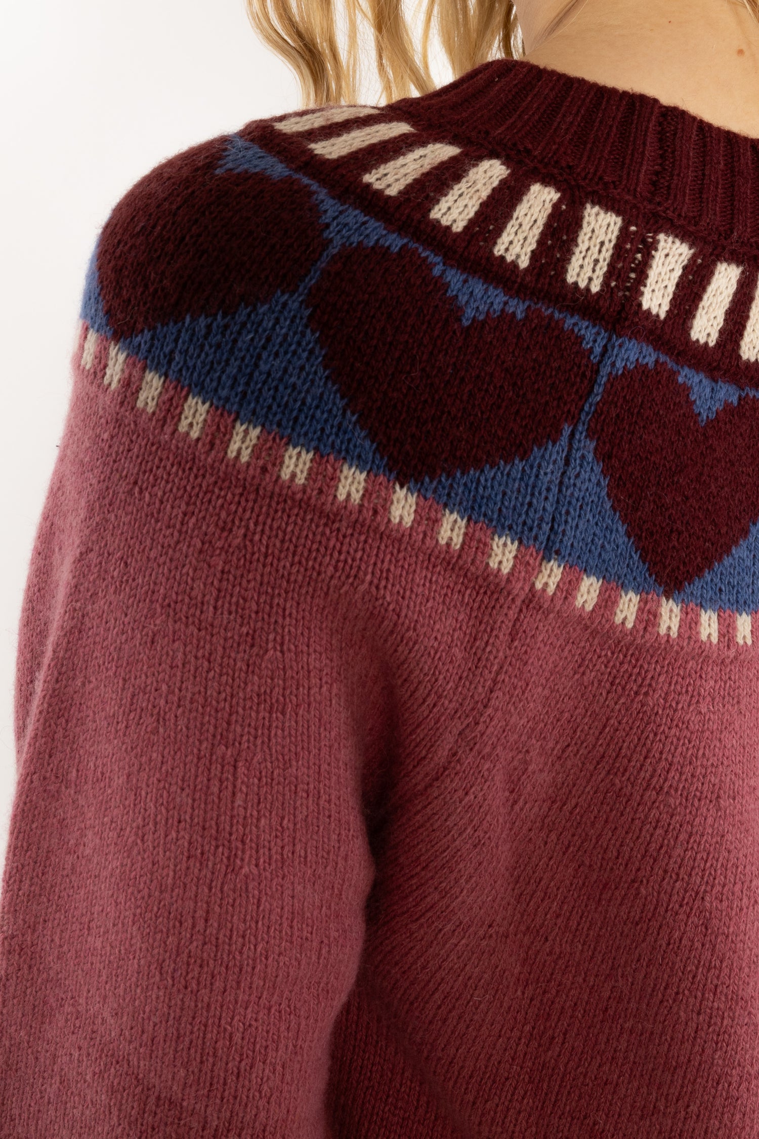 Daneglamping Wool Sweater Berry Compote HEART