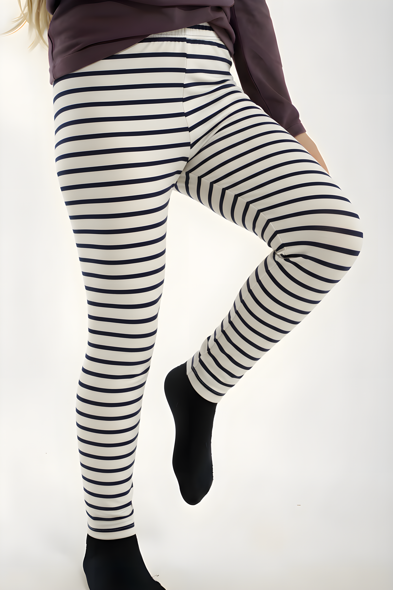 ESS - ORGANIC Danabrikos Leggings Dark Navy/Chalk