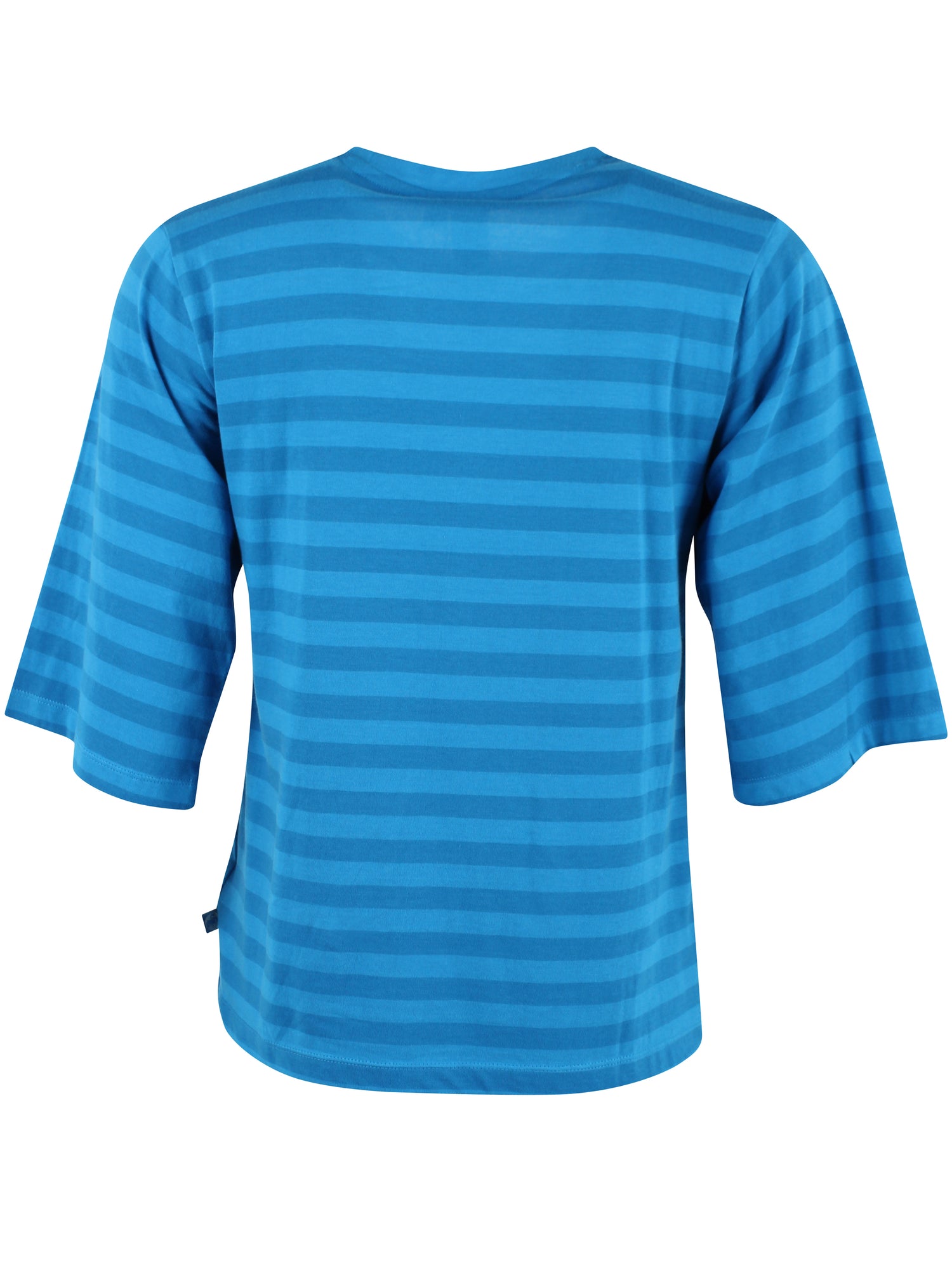 Fin t-shirt med blå striber, rund hals og lidt længere ærmer til kvinder