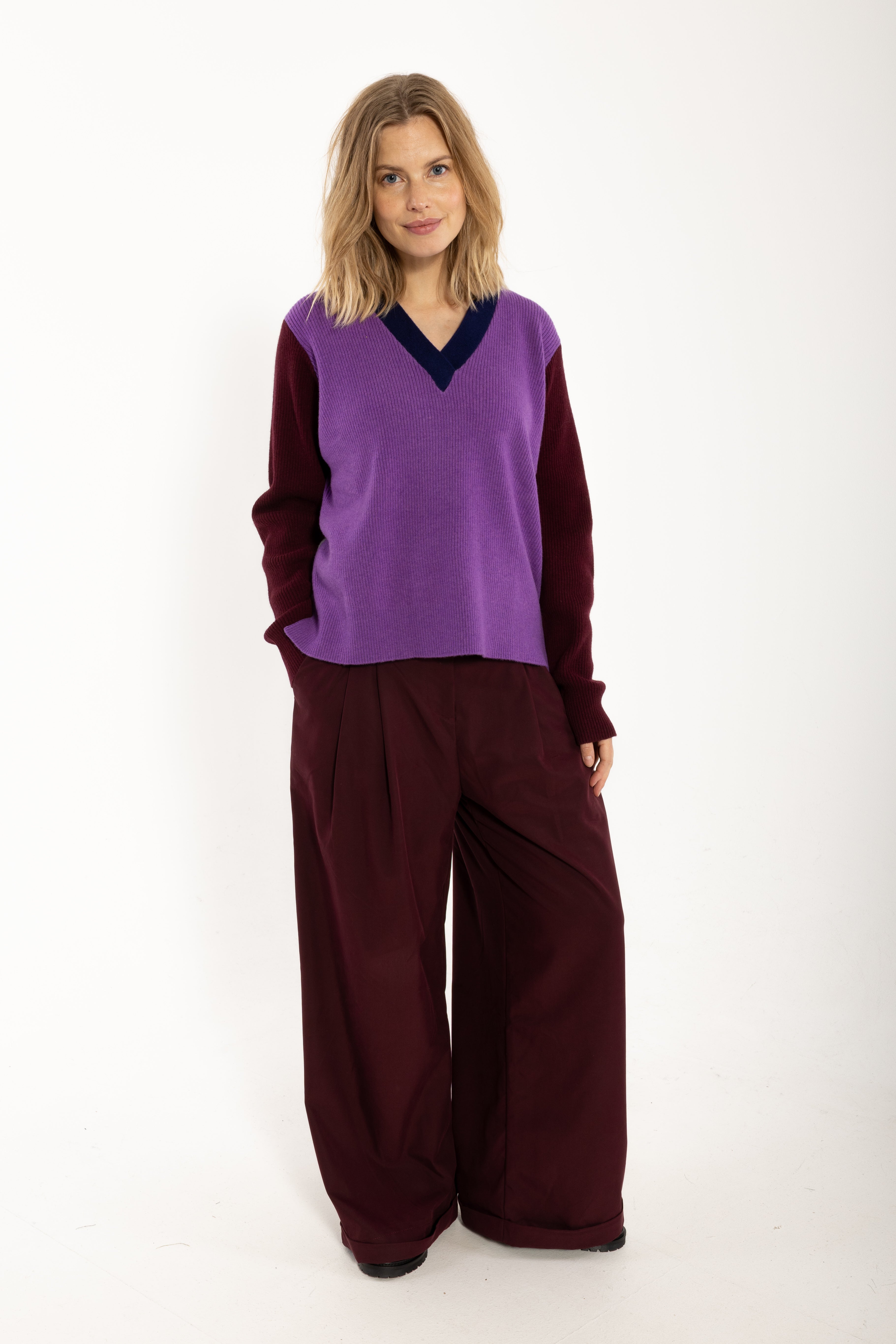 Danebass Merino Wool V-Neck Sweater Purple-Mix