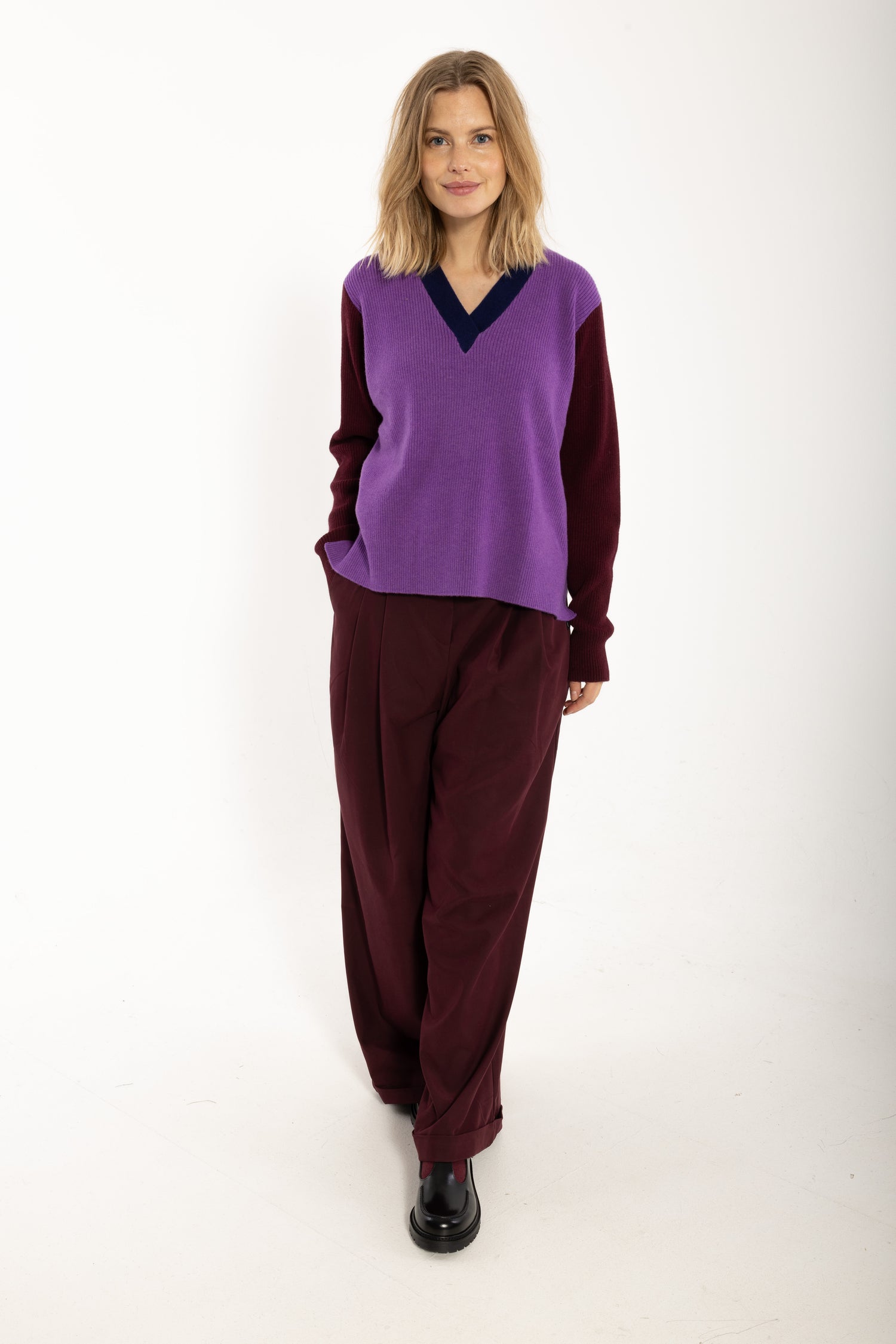 Danebass Merino Wool V-Neck Sweater Purple-Mix