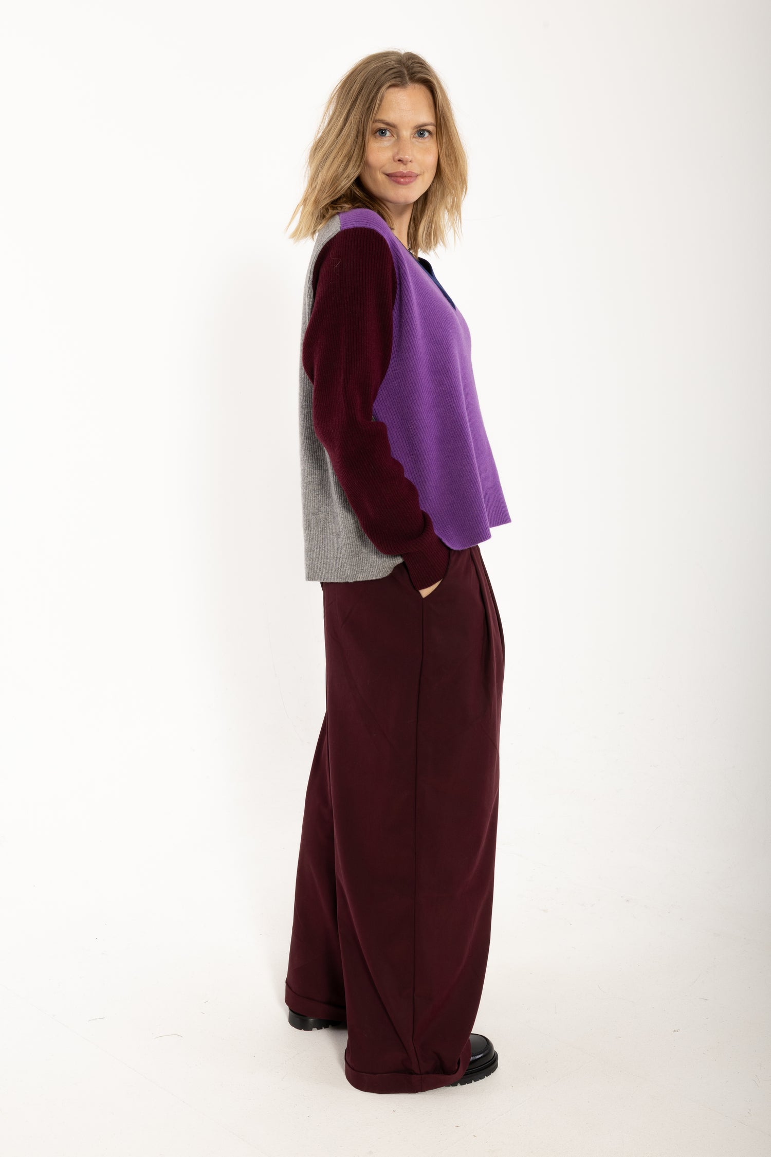 Danebass Merino Wool V-Neck Sweater Purple-Mix