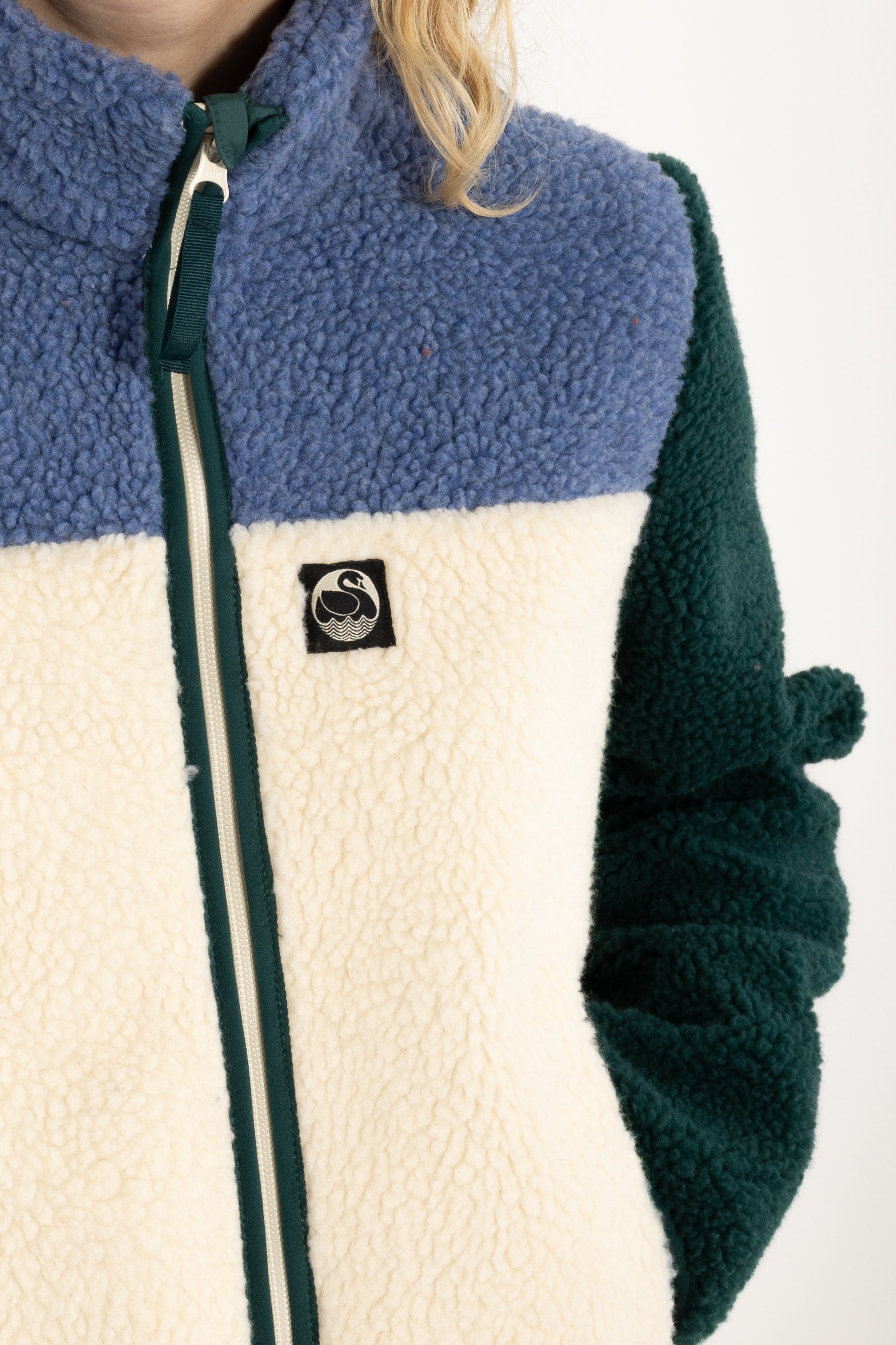 Lækker zip-up fleecejakke i beige, blå og grønne nuancer til kvinder