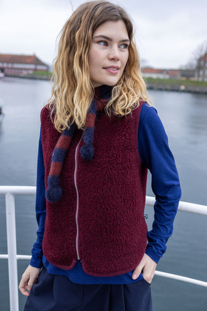 Danecubist Fuzzy Wool Fleece Vest Berry Compote