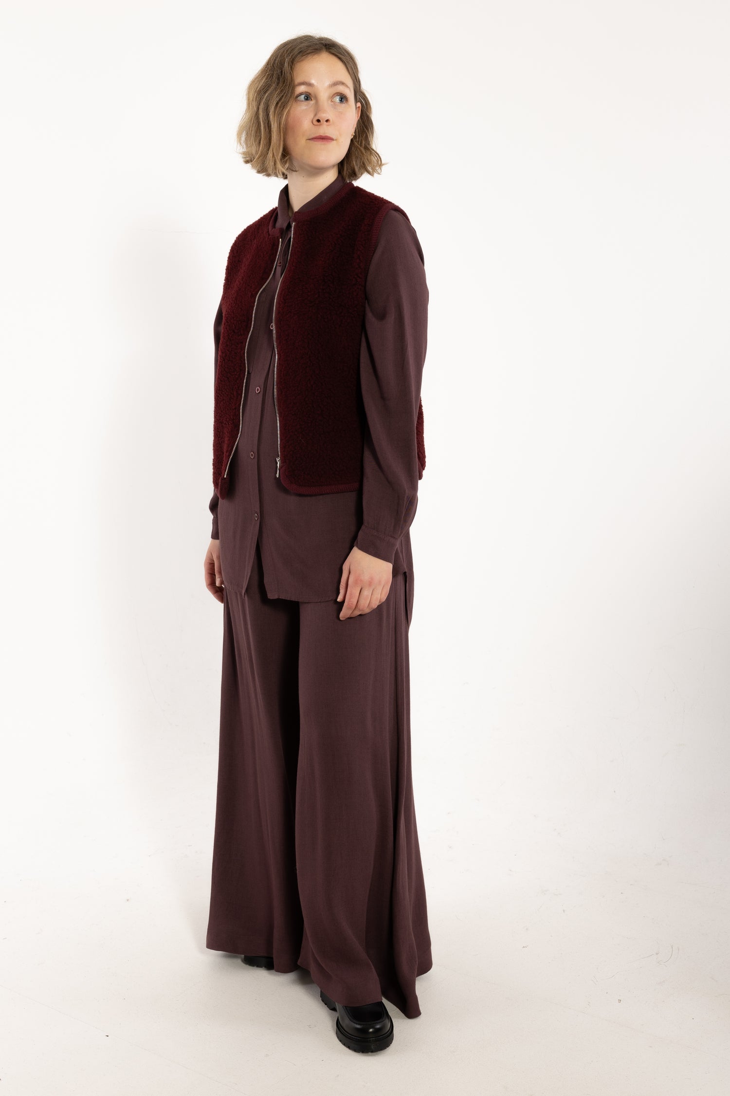 Danecubist Fuzzy Wool Fleece Vest Berry Compote