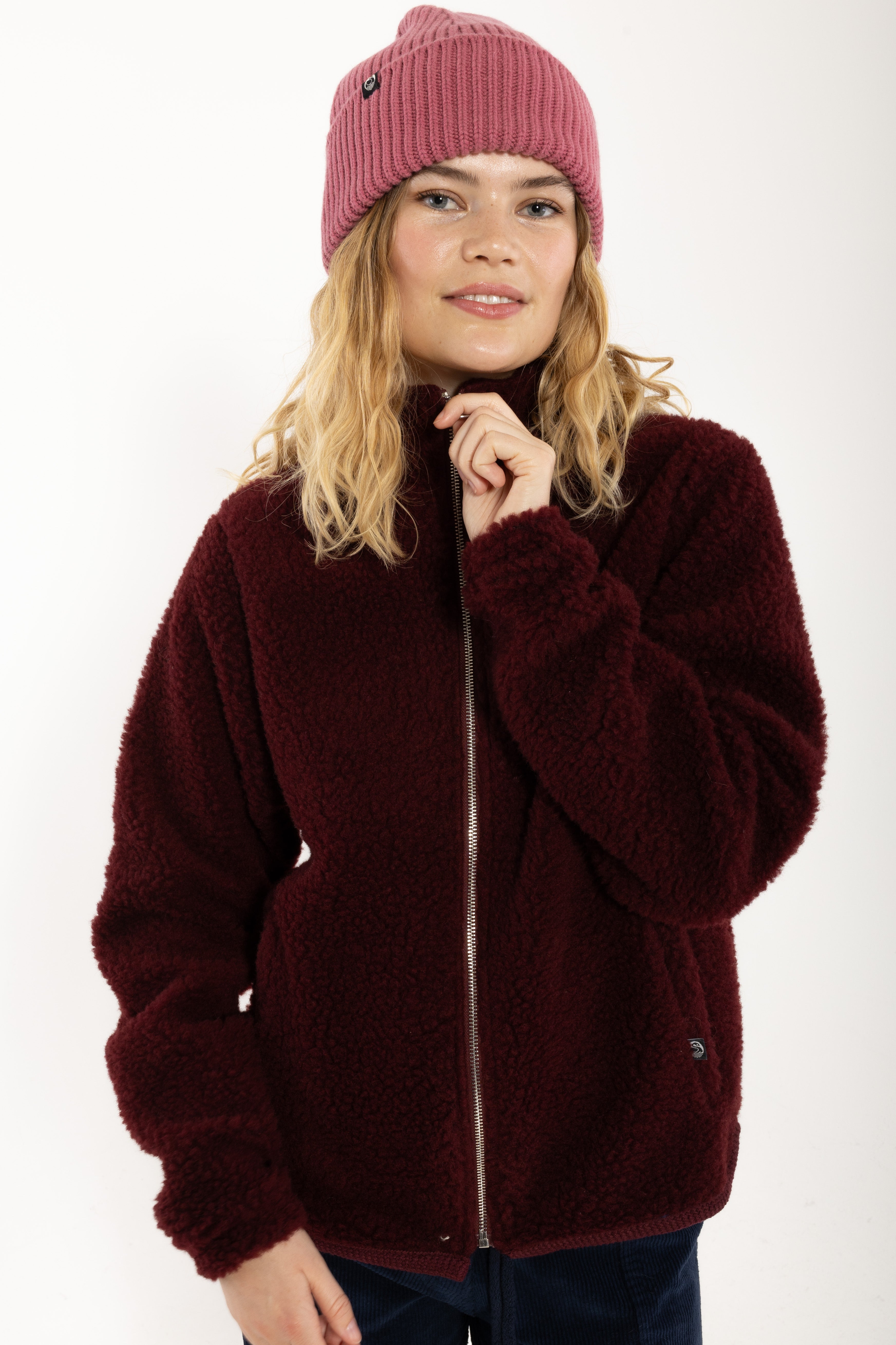 Danedada Fuzzy Wool Fleece Zip-Up Dark Wine