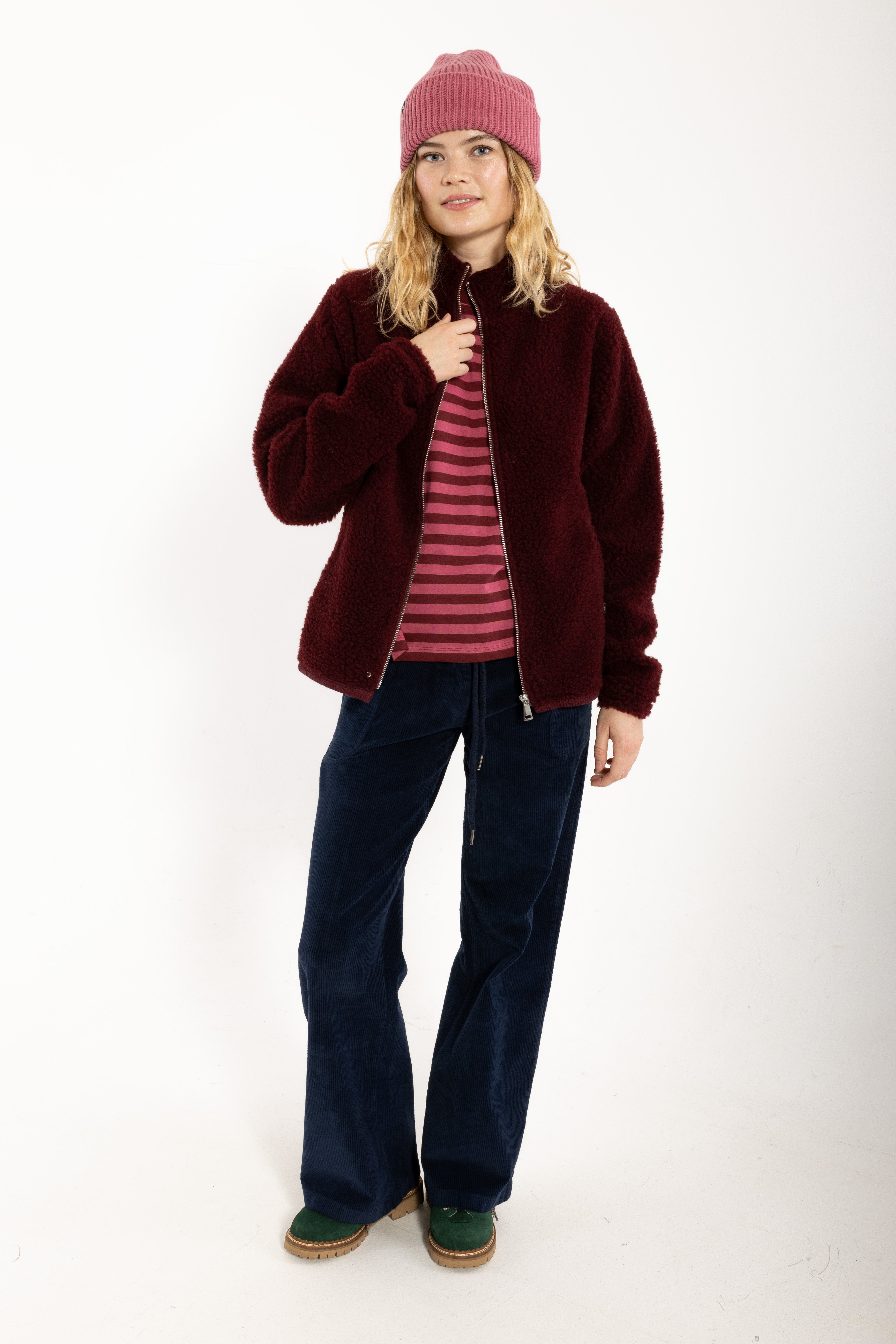 Danedada Fuzzy Wool Fleece Zip-Up Dark Wine