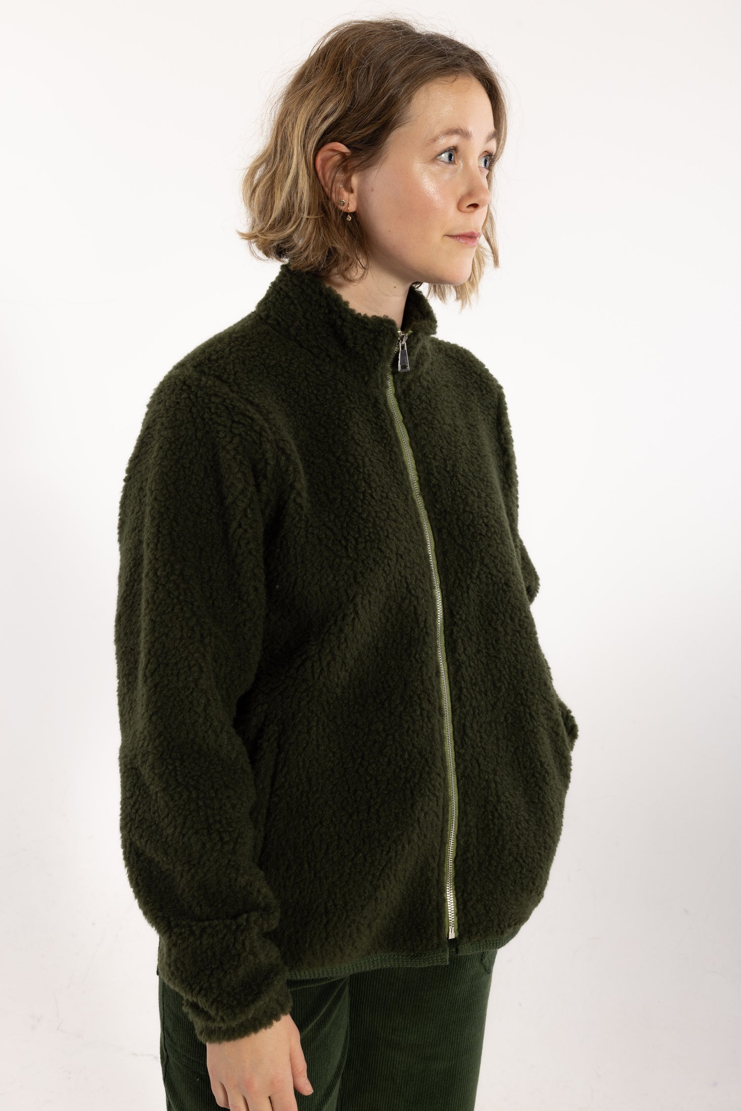 Danedada Fuzzy Wool Fleece Zip-Up Dark Army