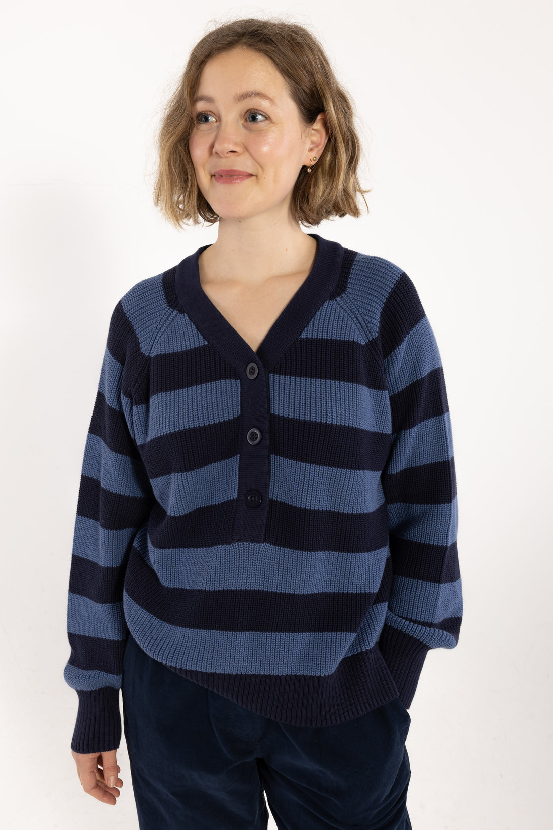 Danediscreet Boxy Knit Sweater Dark Navy/Porcelaine