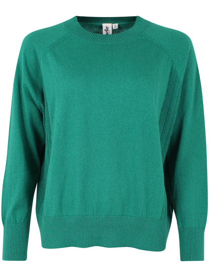 Flot sweater med rund hals i fin grøn nuance til kvinder fra Danefæ