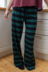 Lækre bukser med mørkegrønne og sorte striber til kvinder