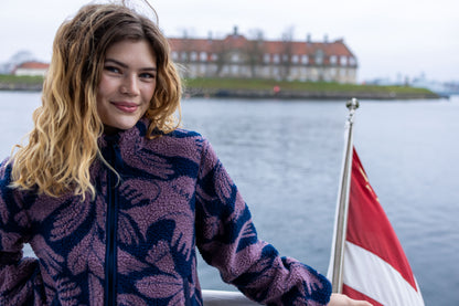 Lækker navyblå fleecejakke med mønster af fugle til kvinder