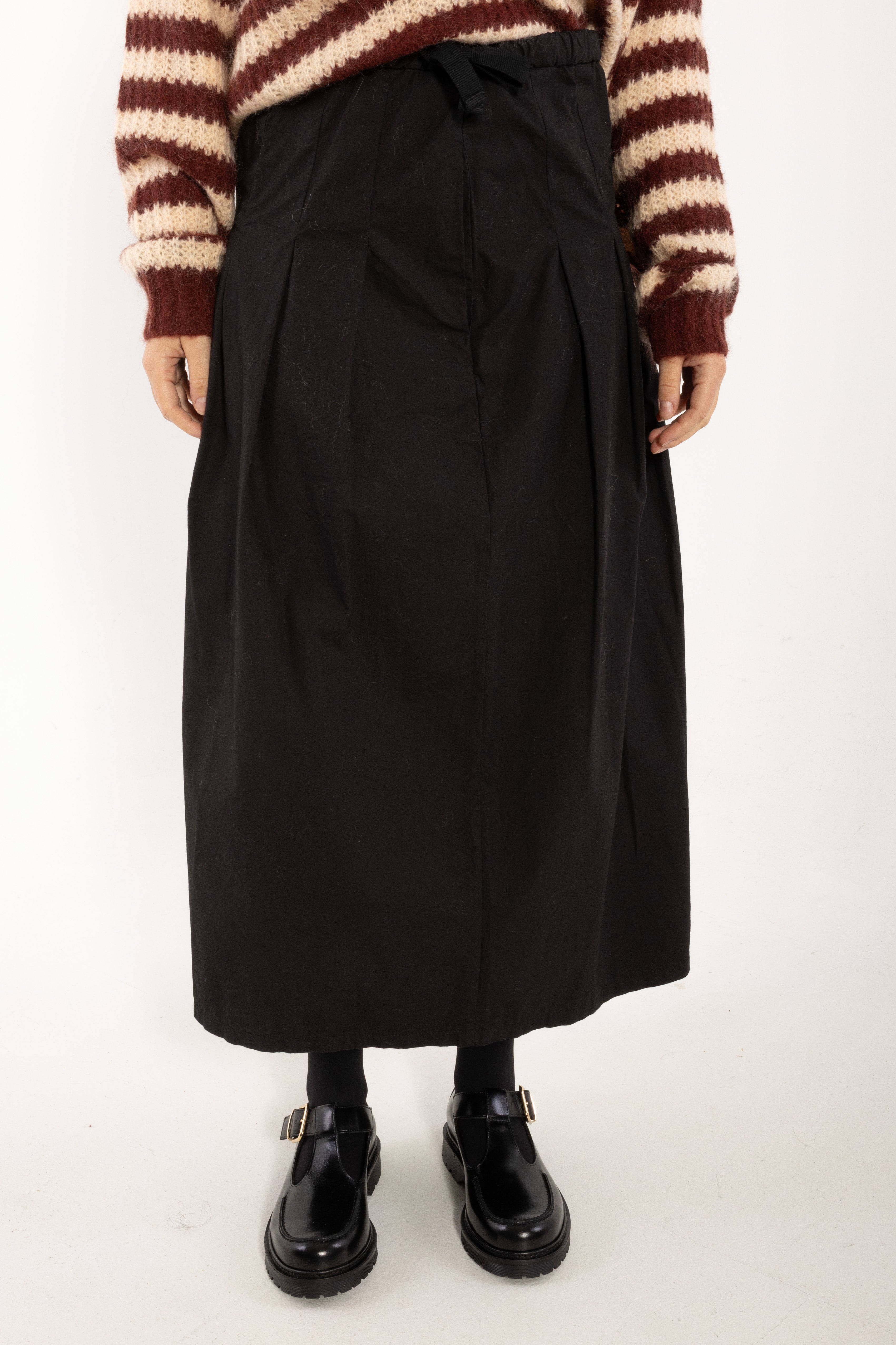Daneminna Smooth Poplin Skirt Black