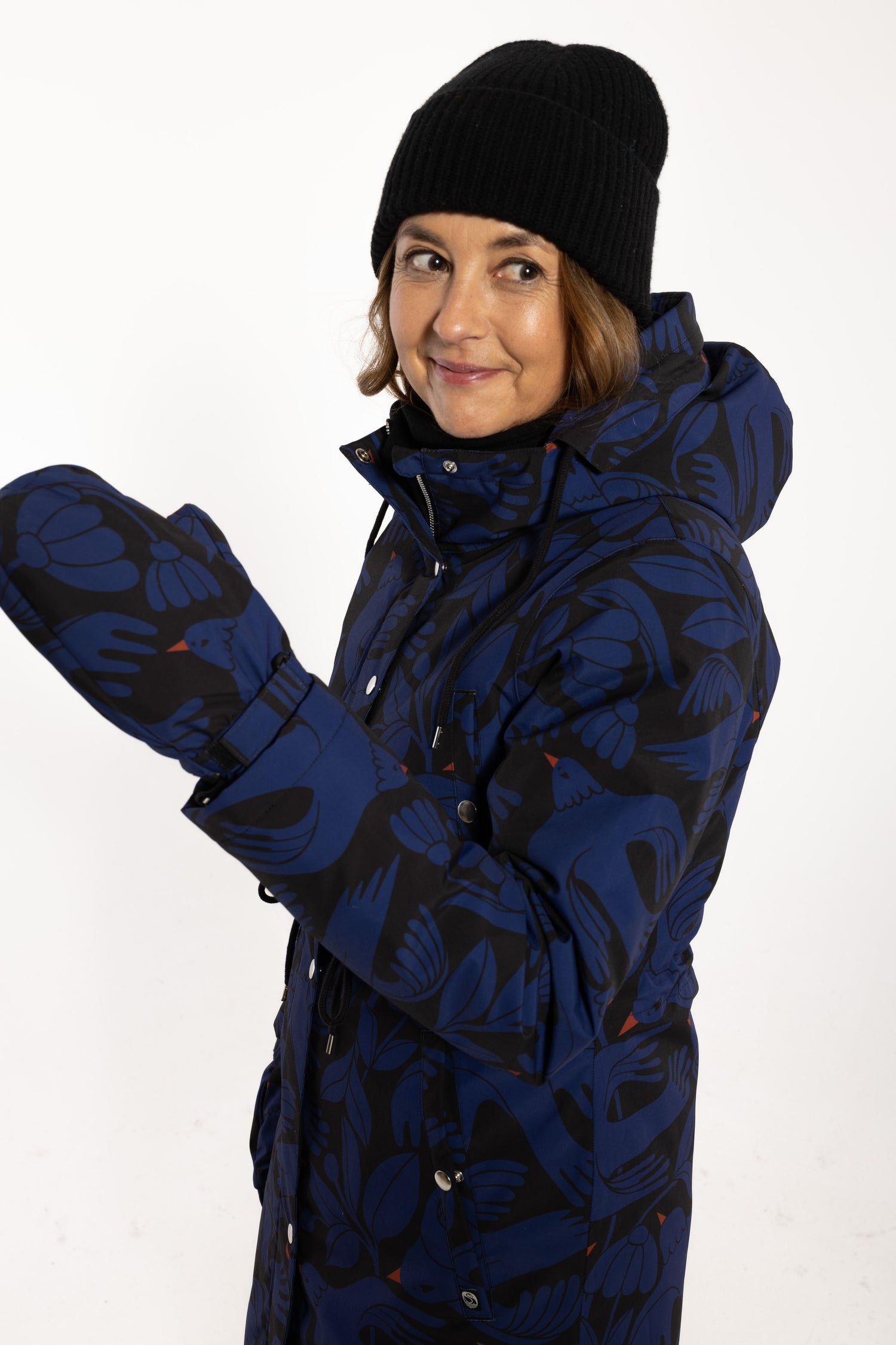 Danenora AOP Winter Parka Black/Deep Blue BIRDIEUP