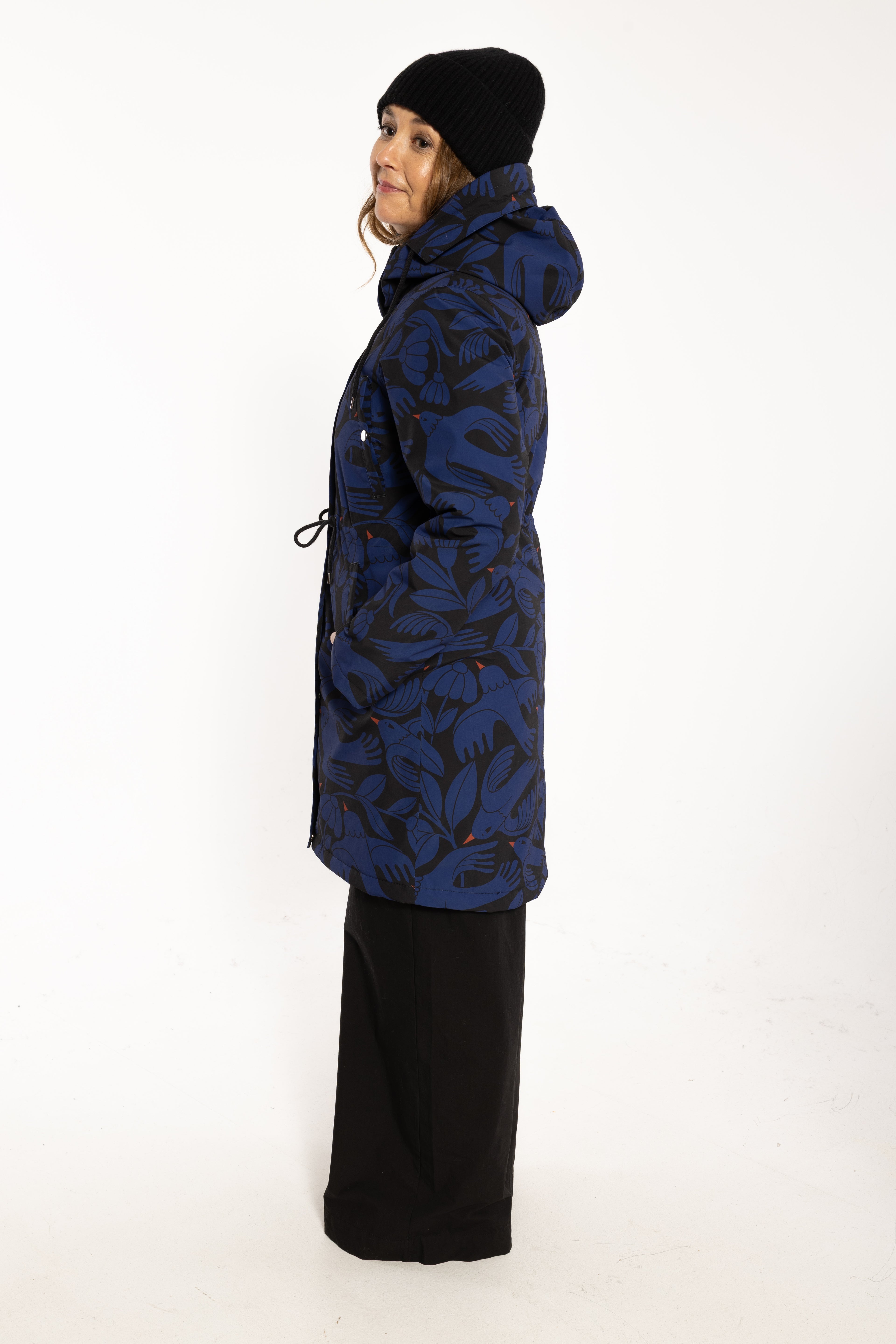 Danenora AOP Winter Parka Black/Deep Blue BIRDIEUP