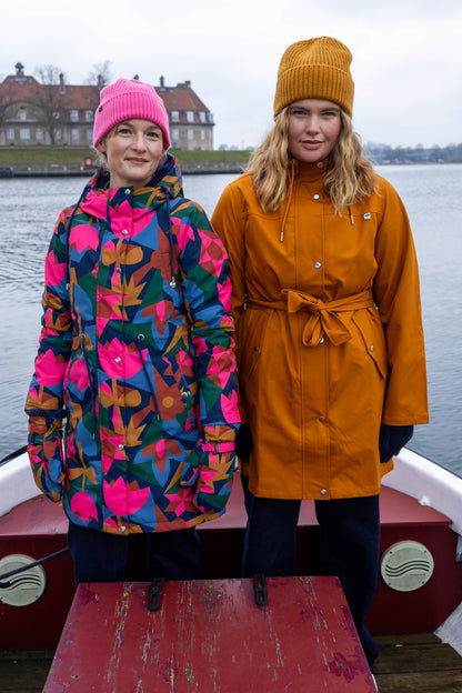 Danenora AOP Winter Parka Dark Navy/Soft Cherry GEOFLEUR