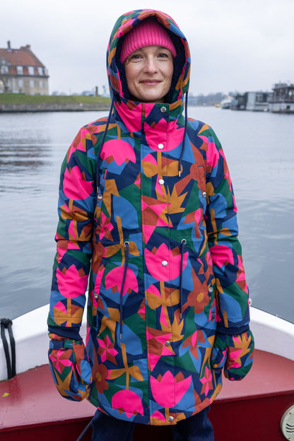 Danenora AOP Winter Parka Dark Navy/Soft Cherry GEOFLEUR