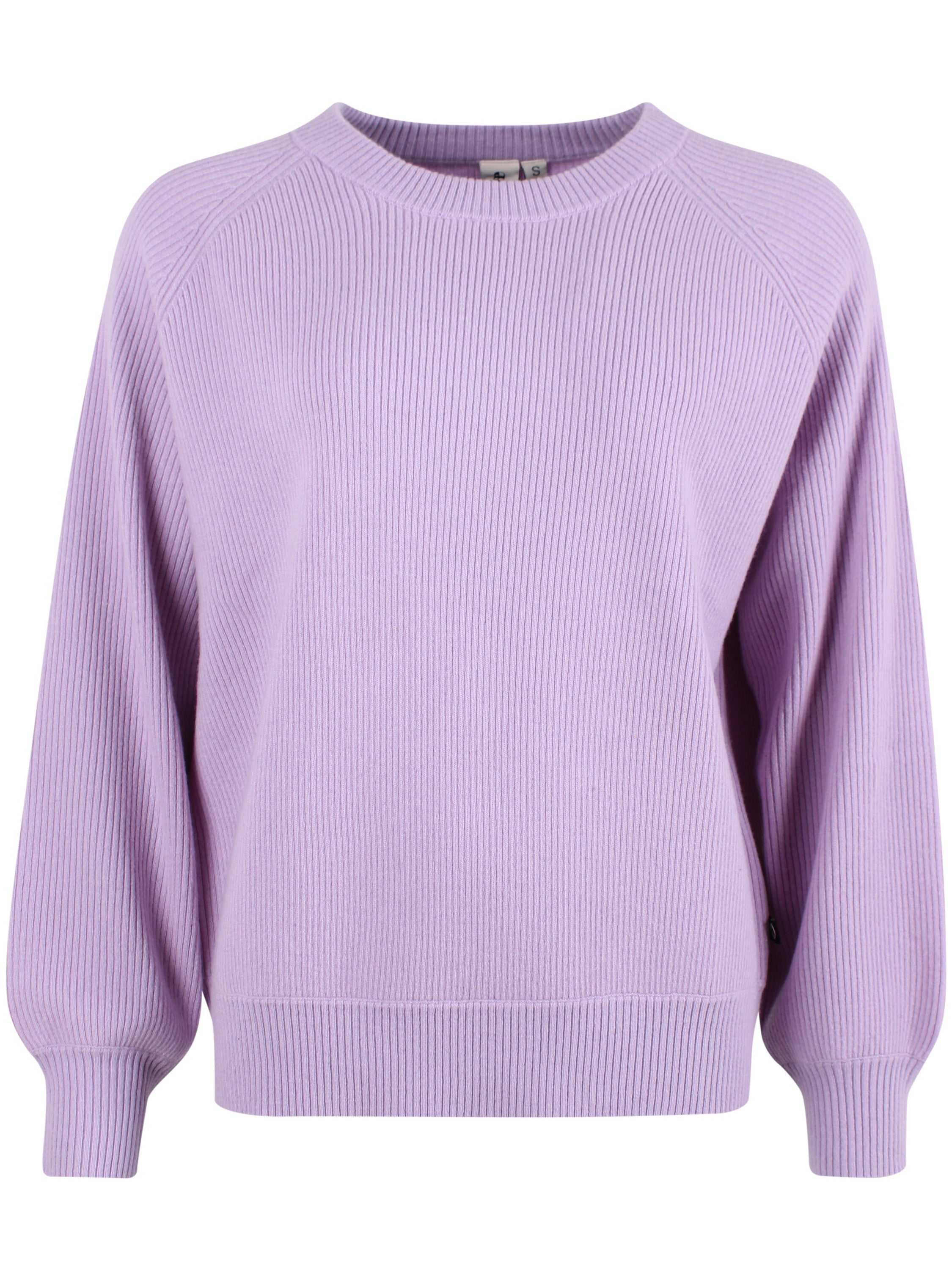 Smuk chunky sweater i 100% merinould med rund hals og i lyslilla nuance til kvinder