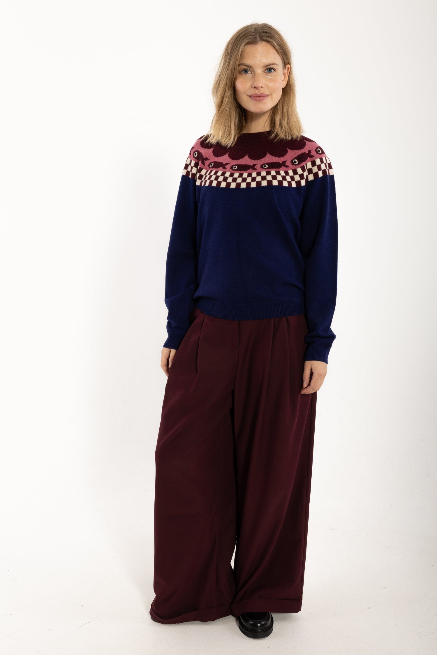 Danesidsel Merino Wool Sweater Deep Blue_Fish Jaquard