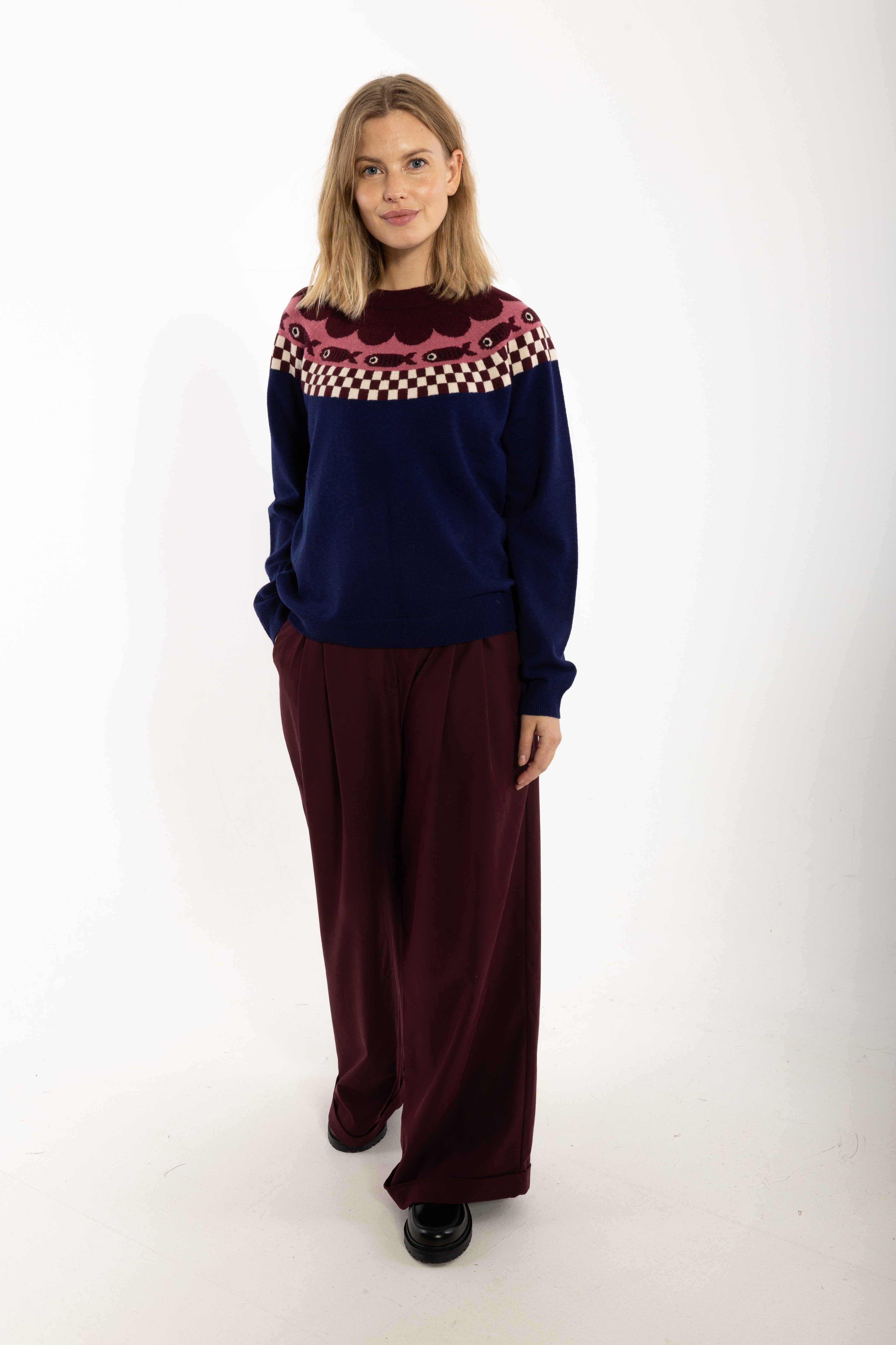 Danesidsel Merino Wool Sweater Deep Blue_Fish Jaquard