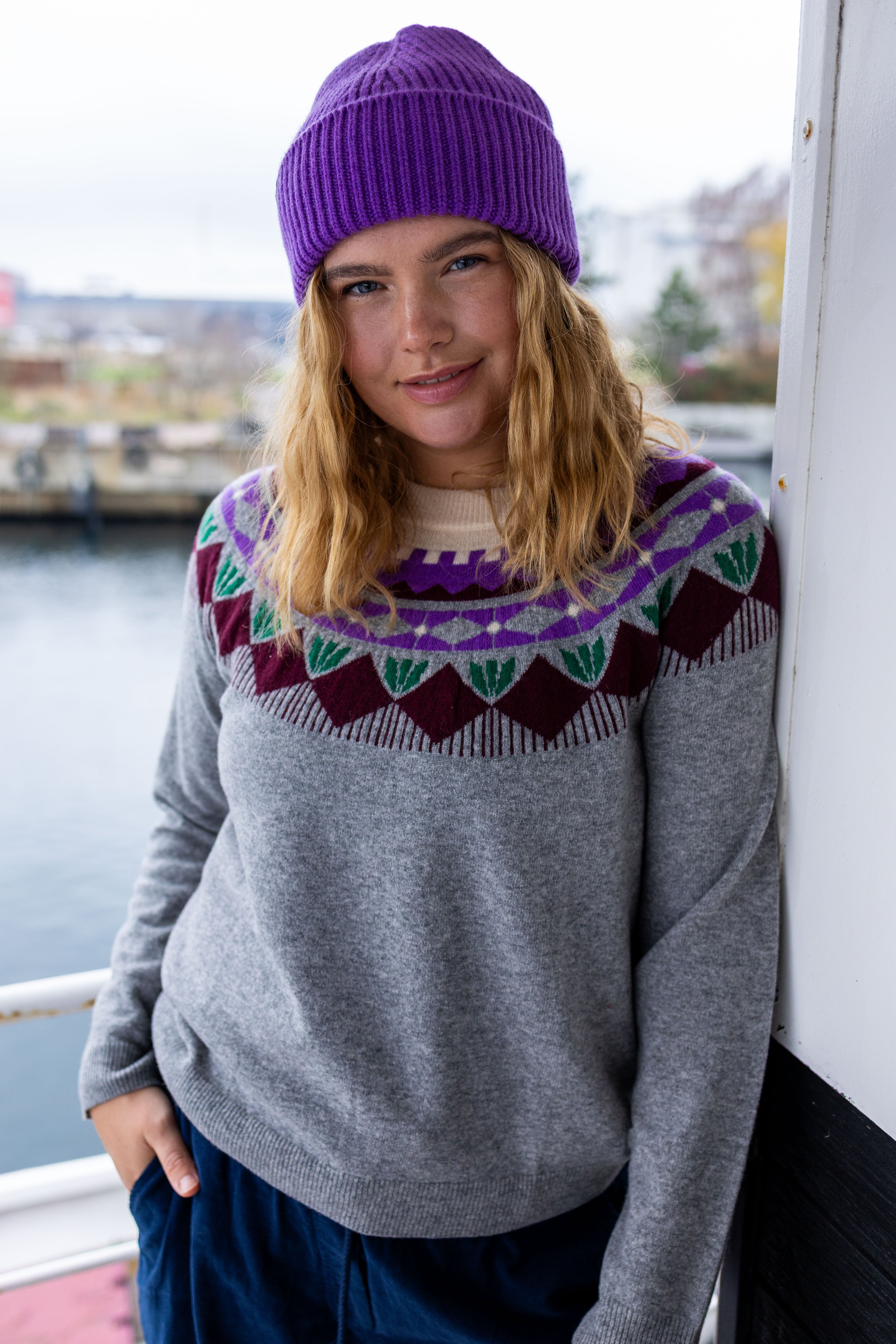 Danesidsel Merino Wool Sweater Heather Grey_Flower Jaquard