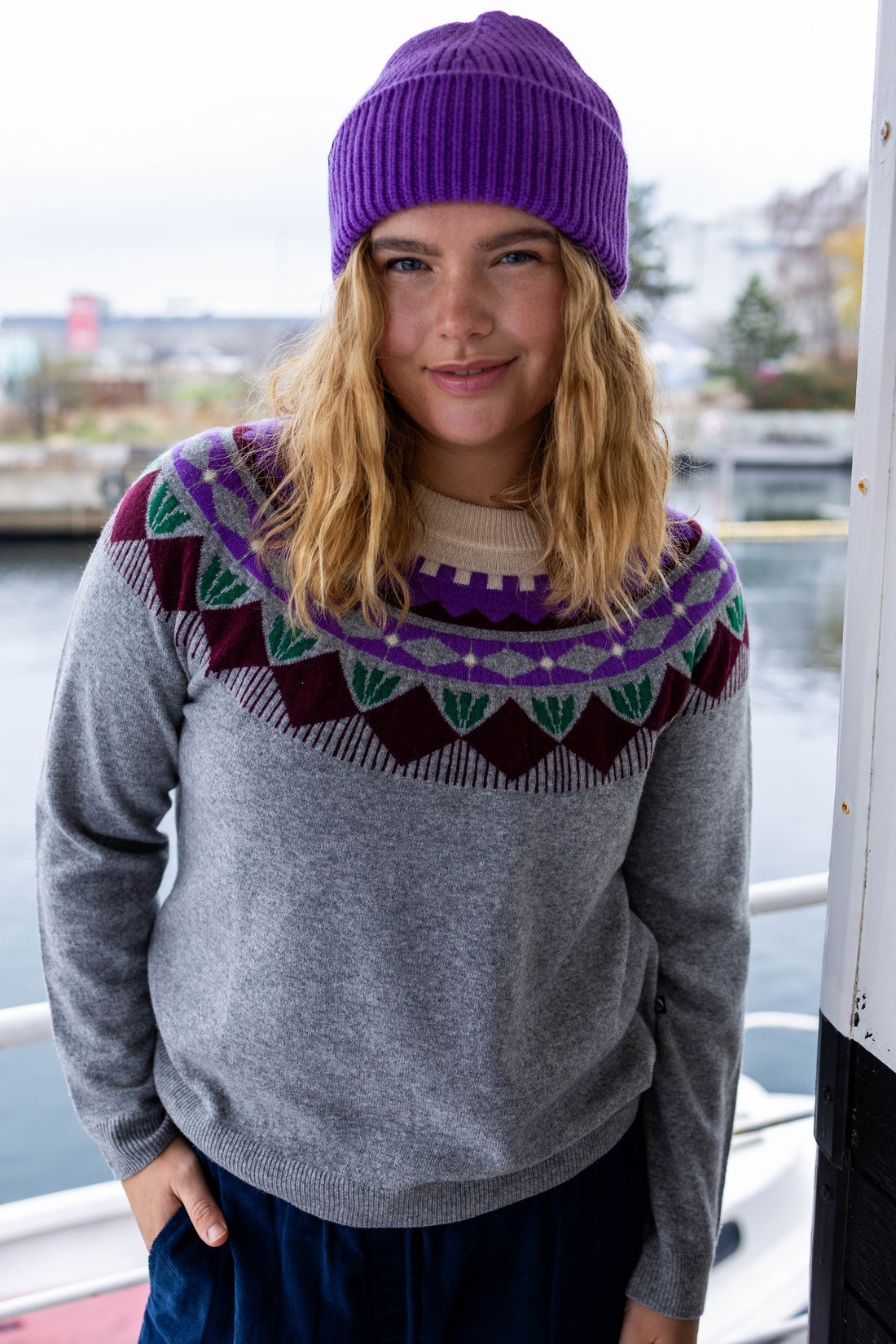 Danesidsel Merino Wool Sweater Heather Grey_Flower Jaquard