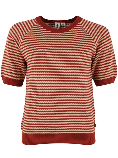 Sød kortærmet striktrøje med striber i rød og sandfarve til kvinder