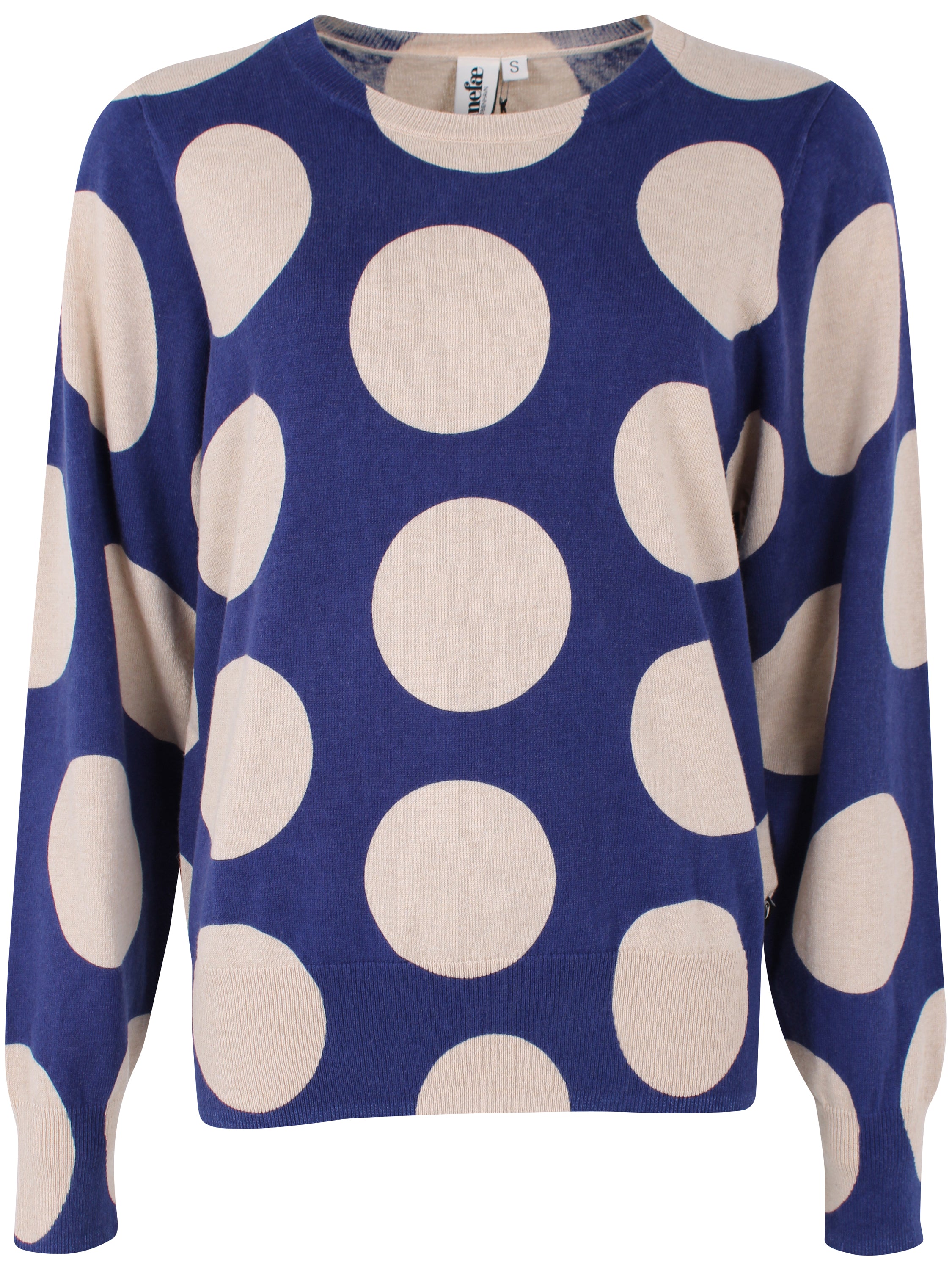 Lækker sweater i mørkeblå med store prikker i lys beige til kvinder