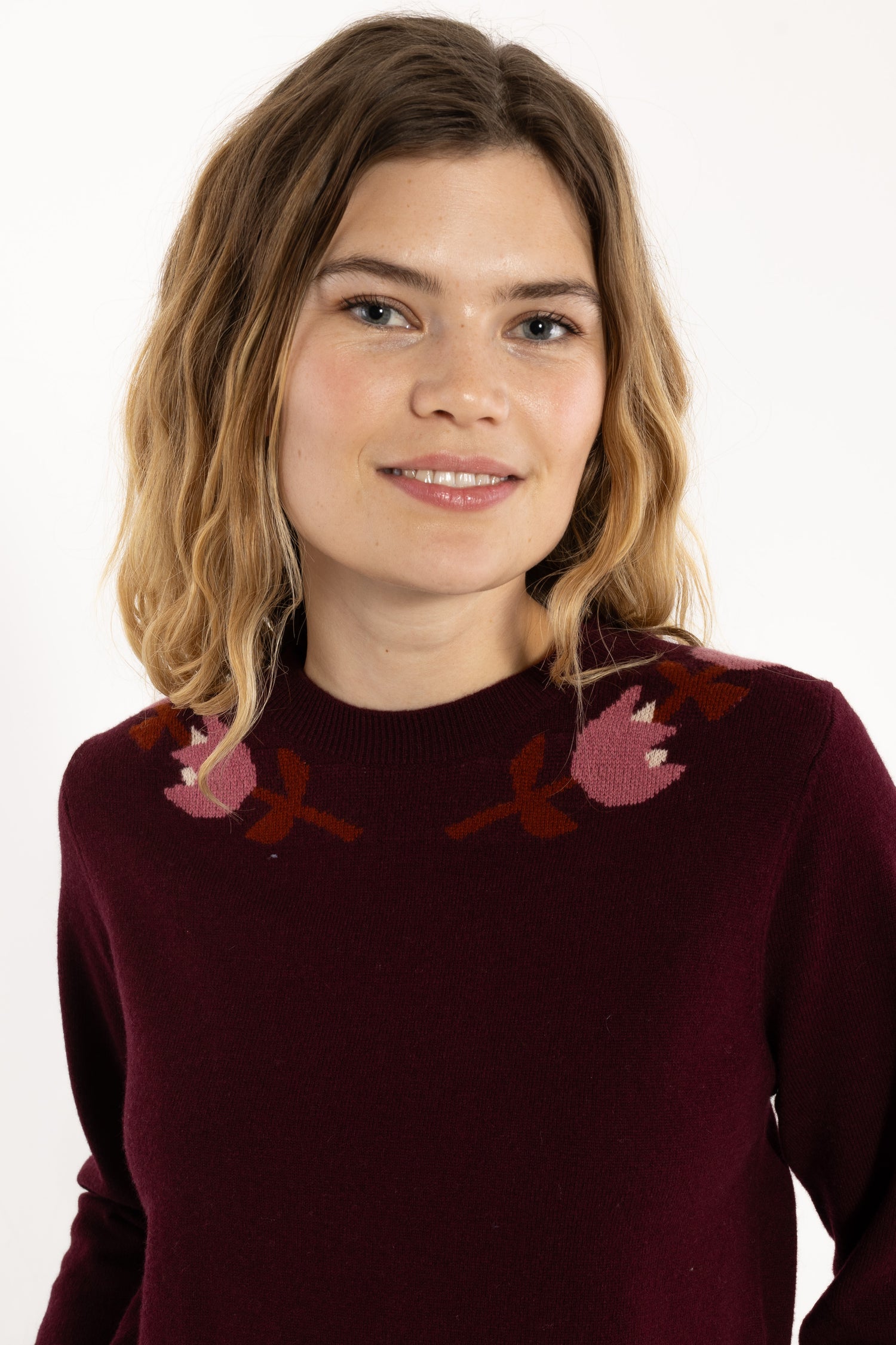 Danevibe Merino Wool Sweater Dark Wine