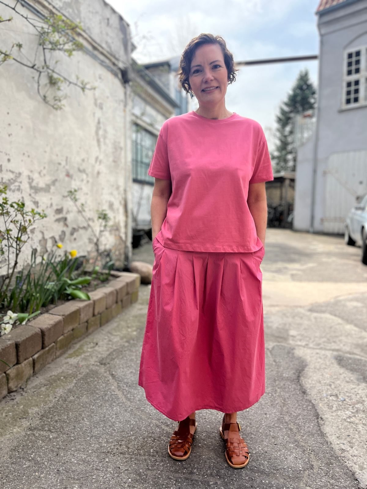 Danebasic Boxy Tee Soft Cherry