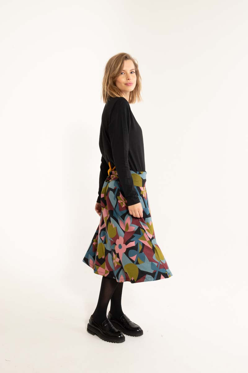 Danematilda Modal Skirt Black GEOFLEUR