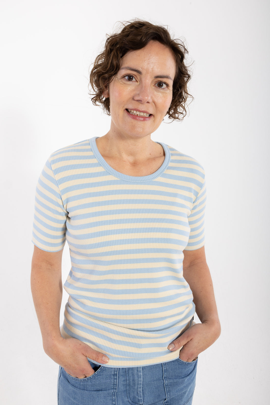 ESS - Danefriend Ribbing Tee Chalk/Cold Sky