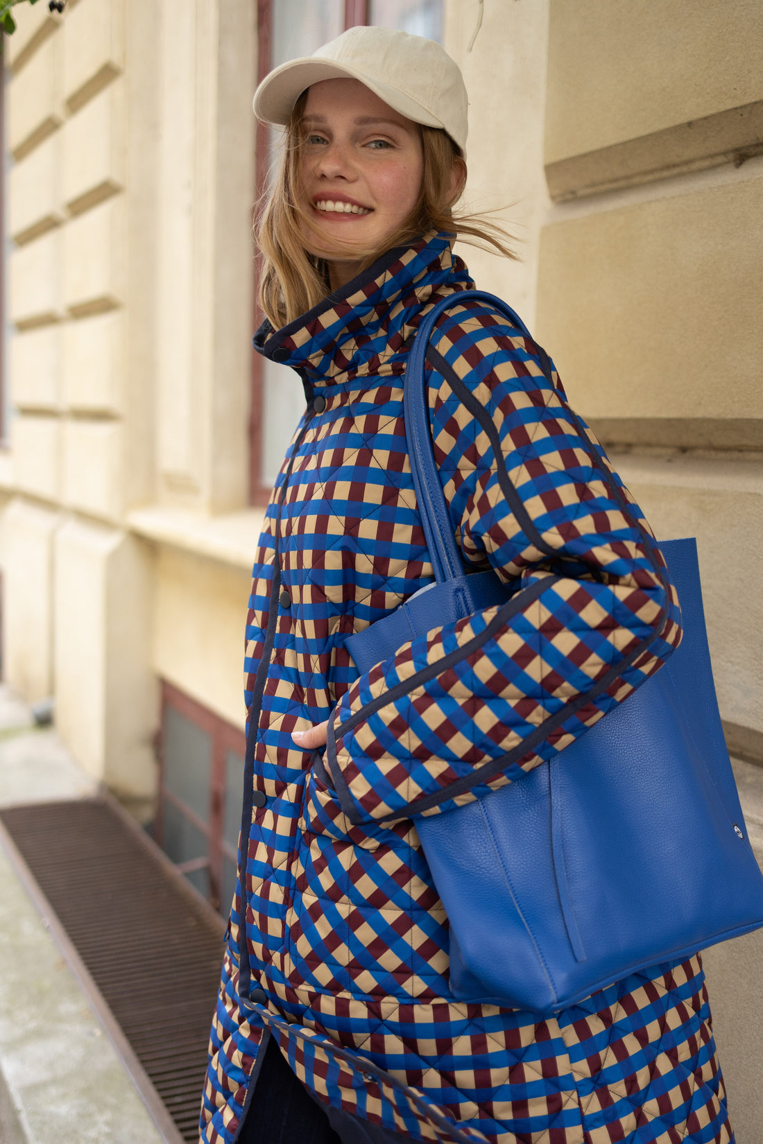 ESS - DaneHolstein Leather Tote Bag Electric Blue