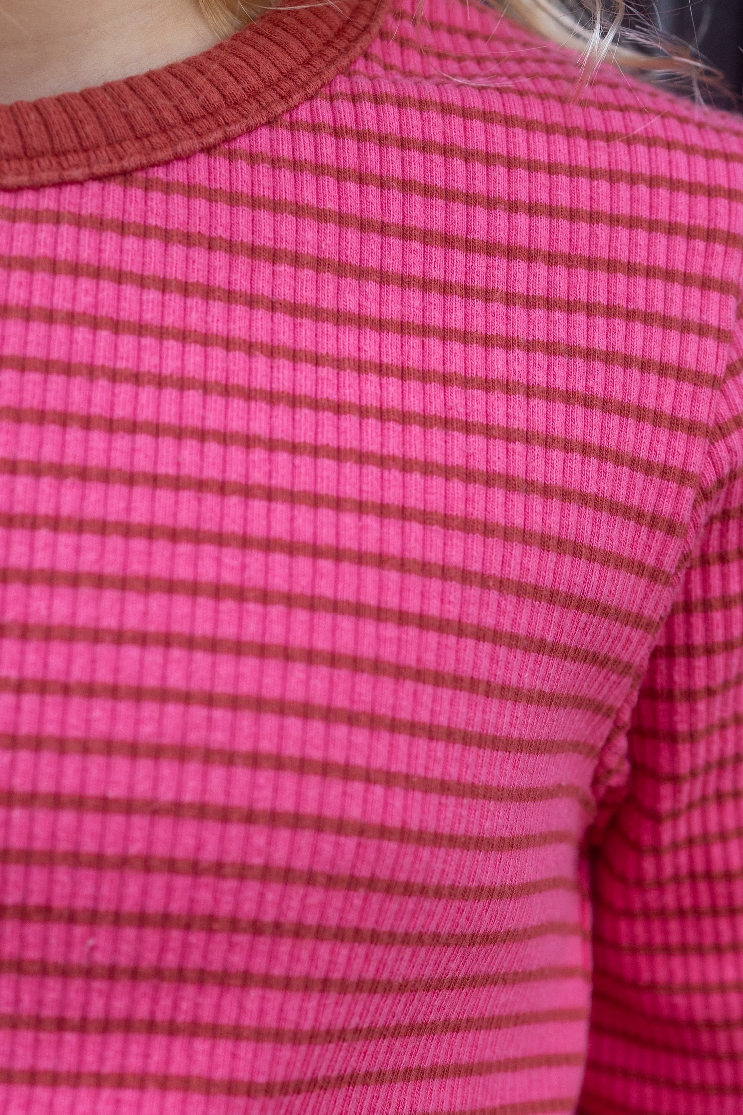 ESS - Danelemonade Ribbing Tee Soft Cherry/Chili