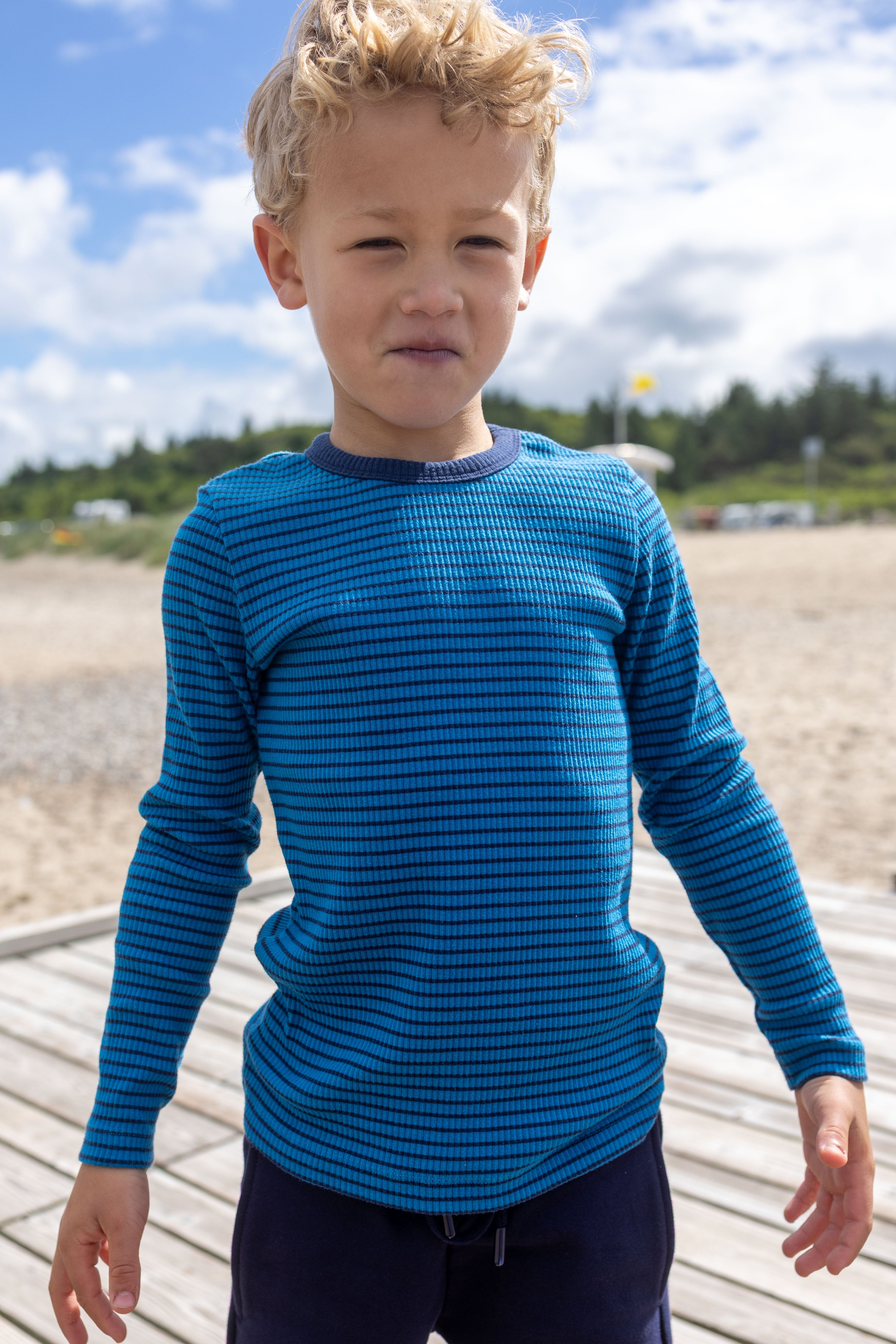 ESS - Danelemonade Ribbing Tee Warm Blue/Dark Navy