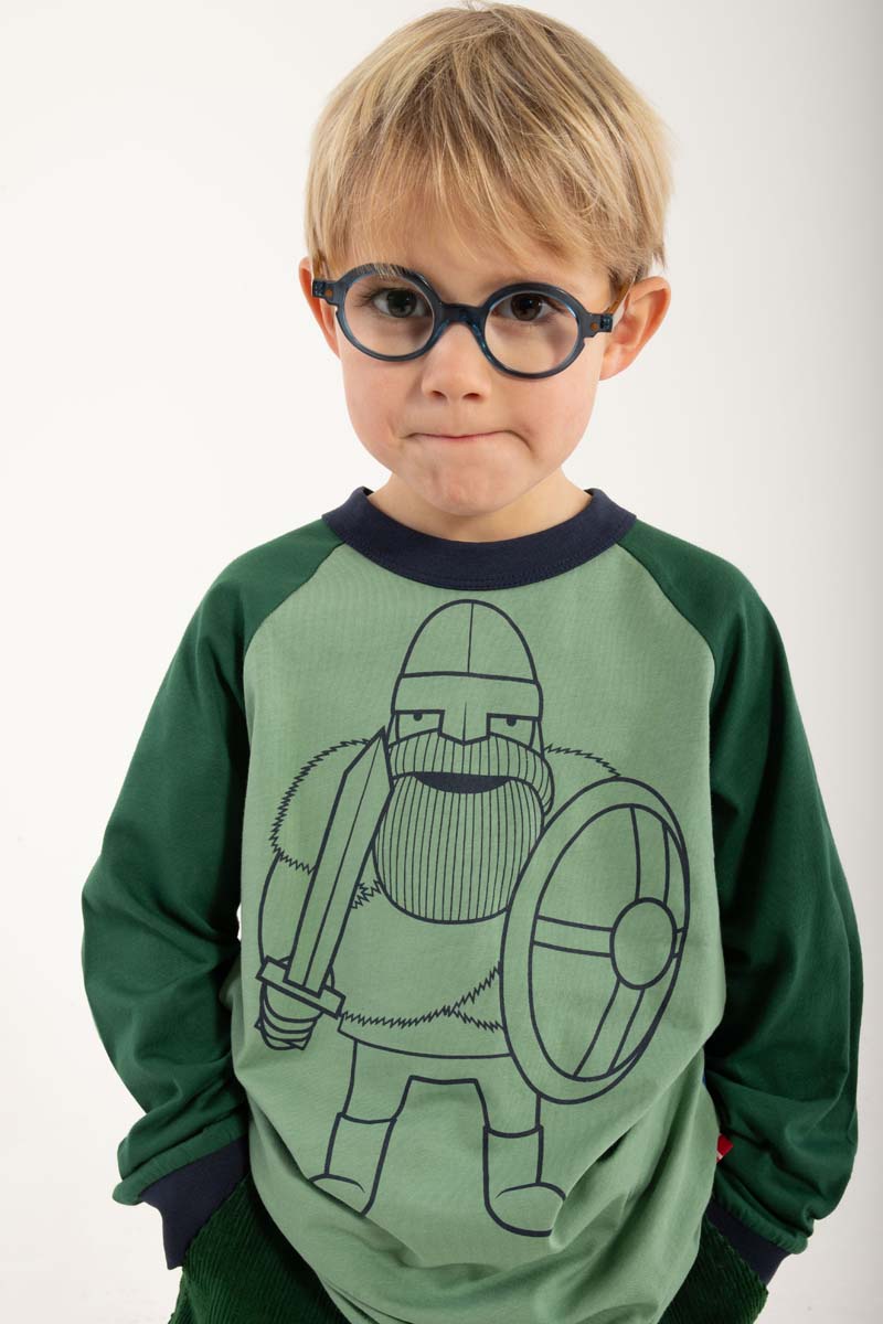 Multifarvet bluse til børn med viking