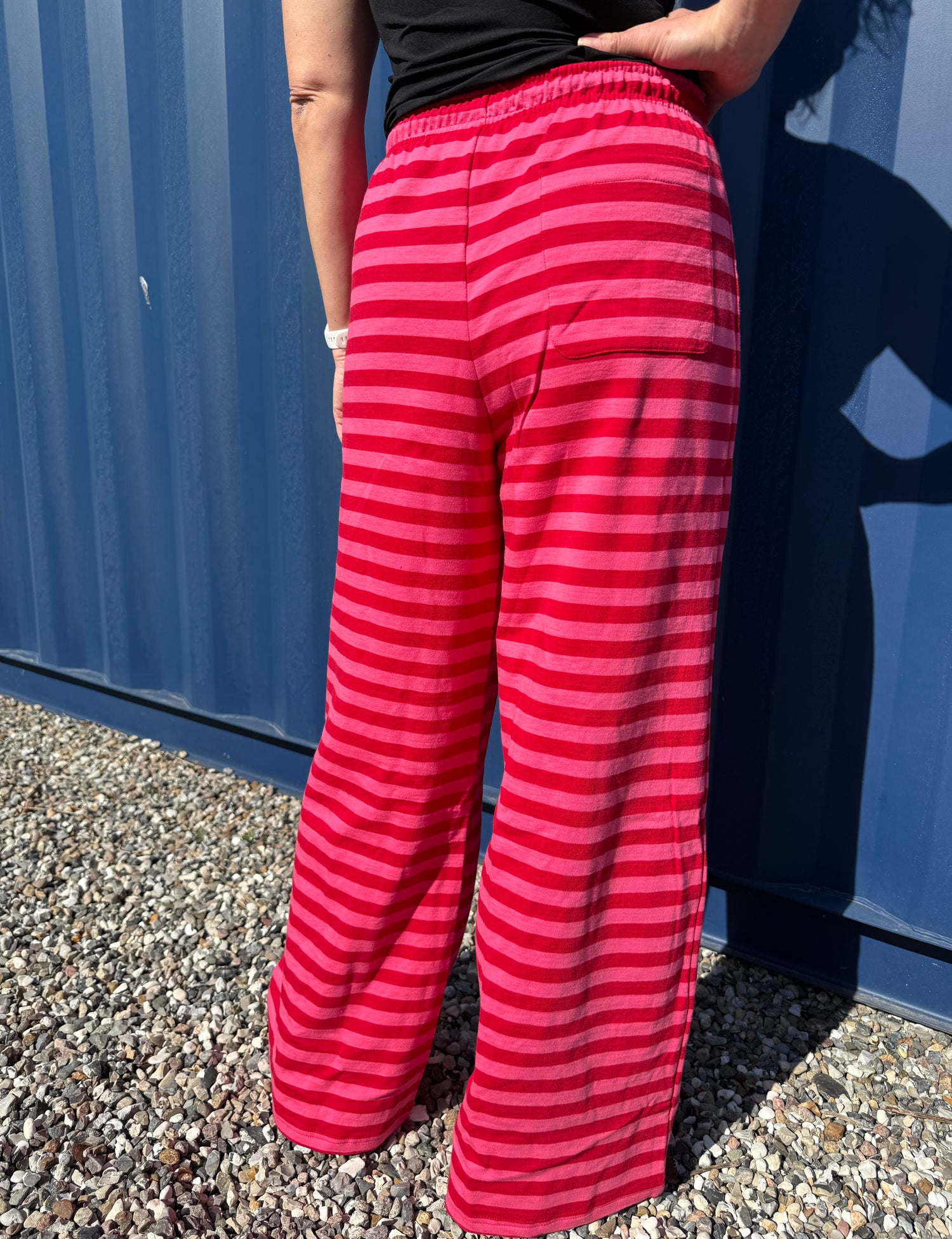 ESS - Danegrain Sweat Pants Spicy Pink/Dark Red