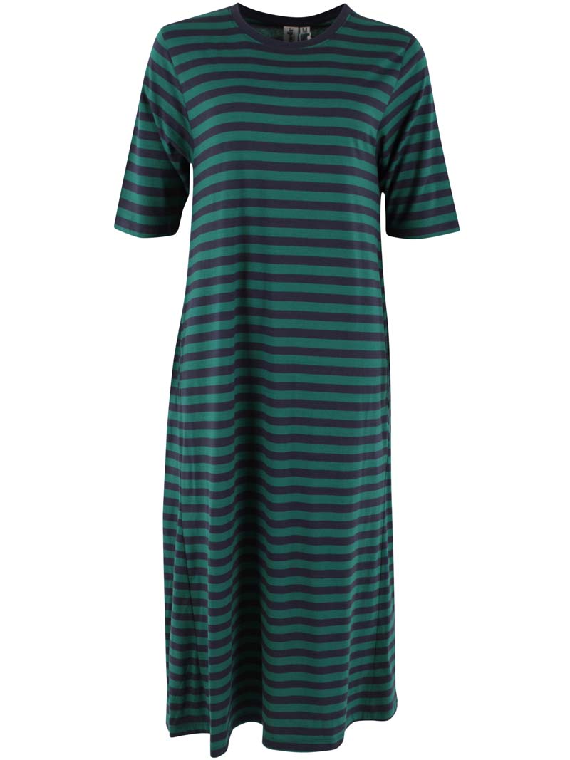 Klassisk kjole med t-shirt ærmer og striber i navyblå og grøn til kvinder