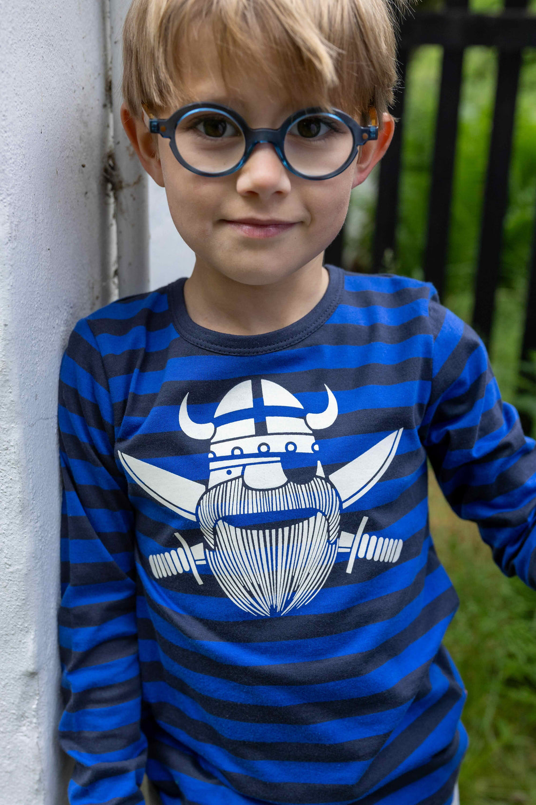 Stribet bluse til børn med piratviking