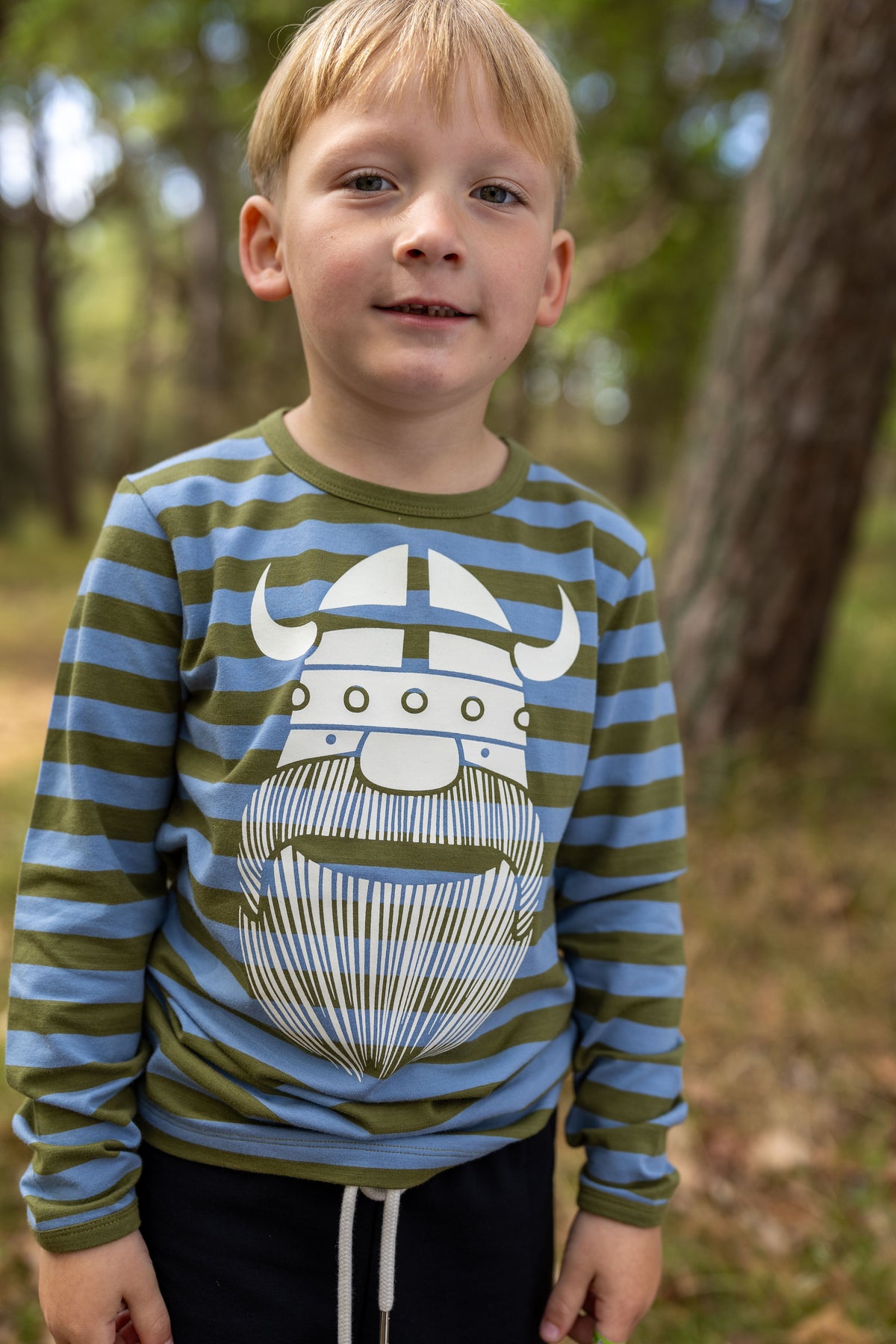 Stribet bluse til børn med viking