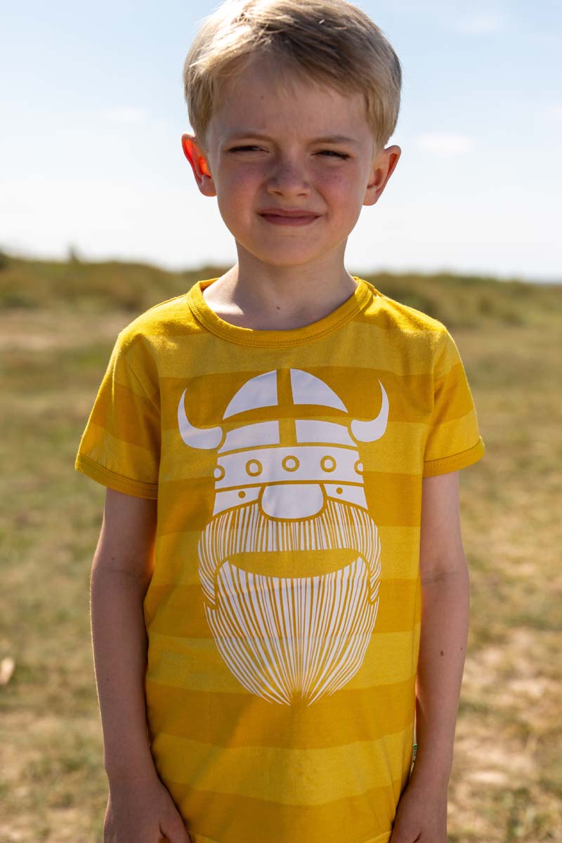 T-shirt med viking til børn