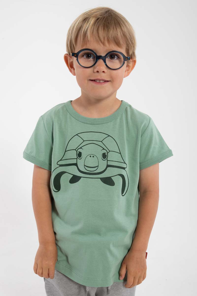 T-shirt til børn med en havskilpadde