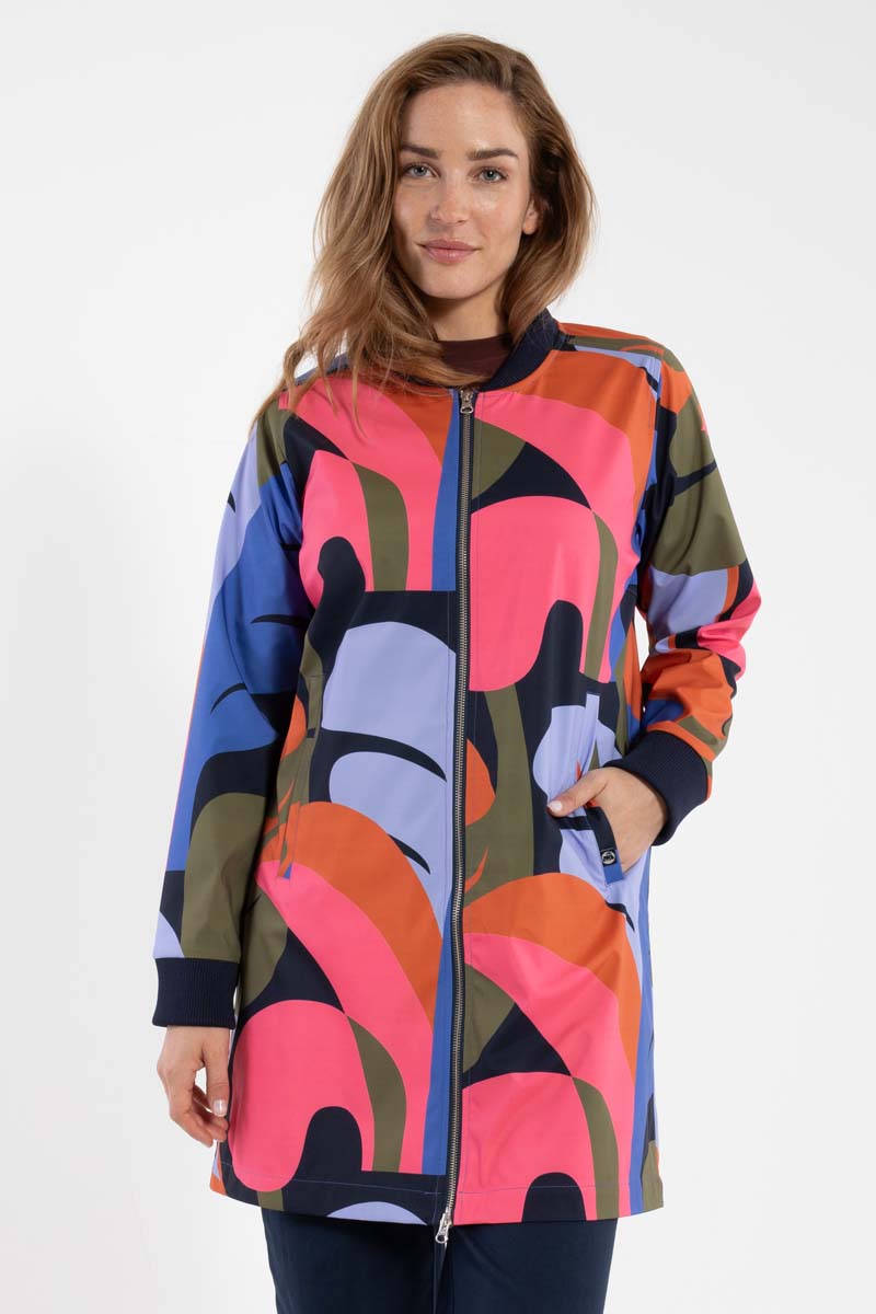 Softshell frakke til dame i smuk print