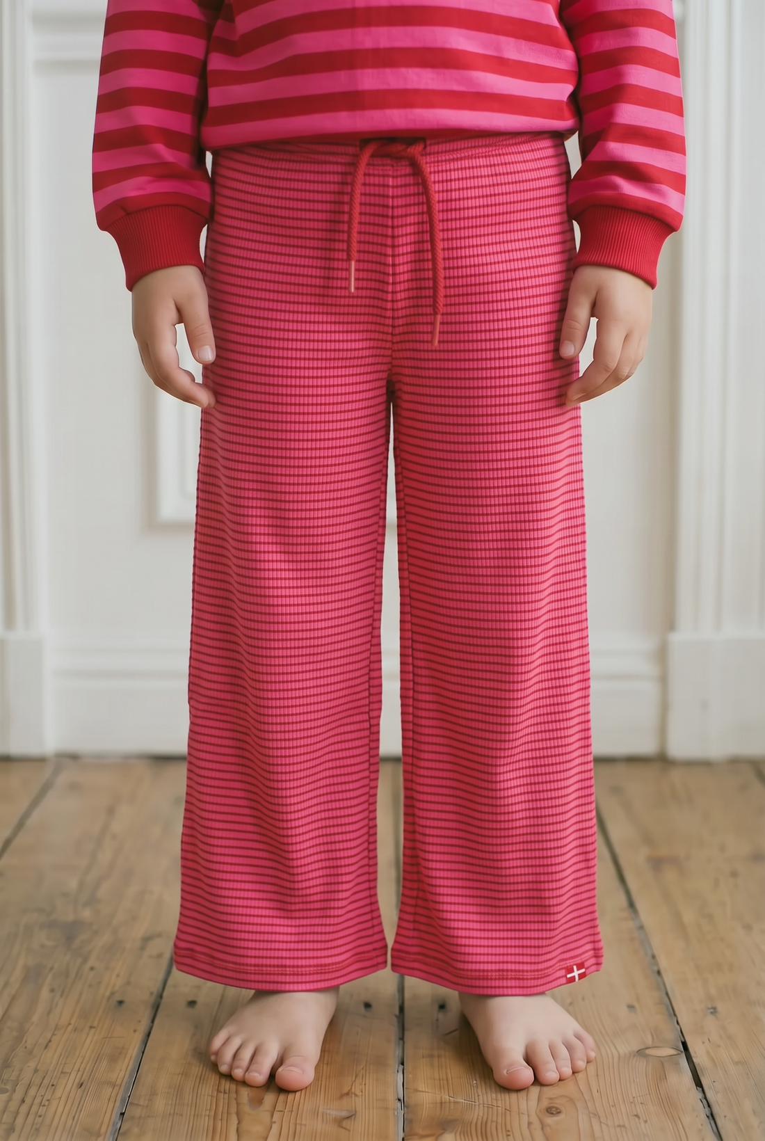 ESS - Danaeblemost Ribbing Pants Soft Cherry/Chili