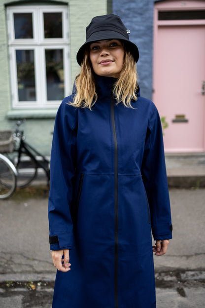 The Danedogwalker Raincoat Dk Navy